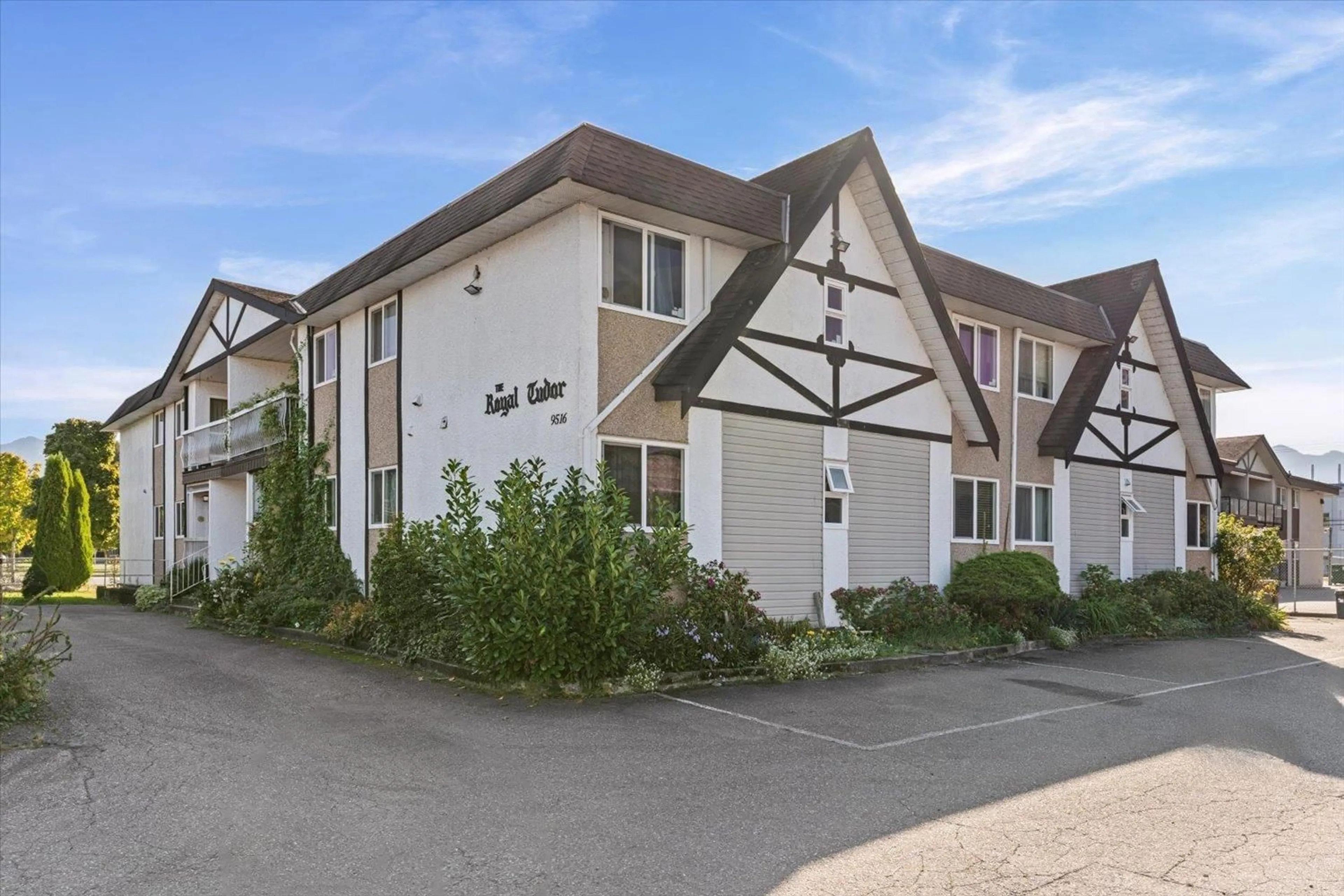 Unknown for 203 - 9516 ROTARY STREET, Chilliwack British Columbia V2P2W5
