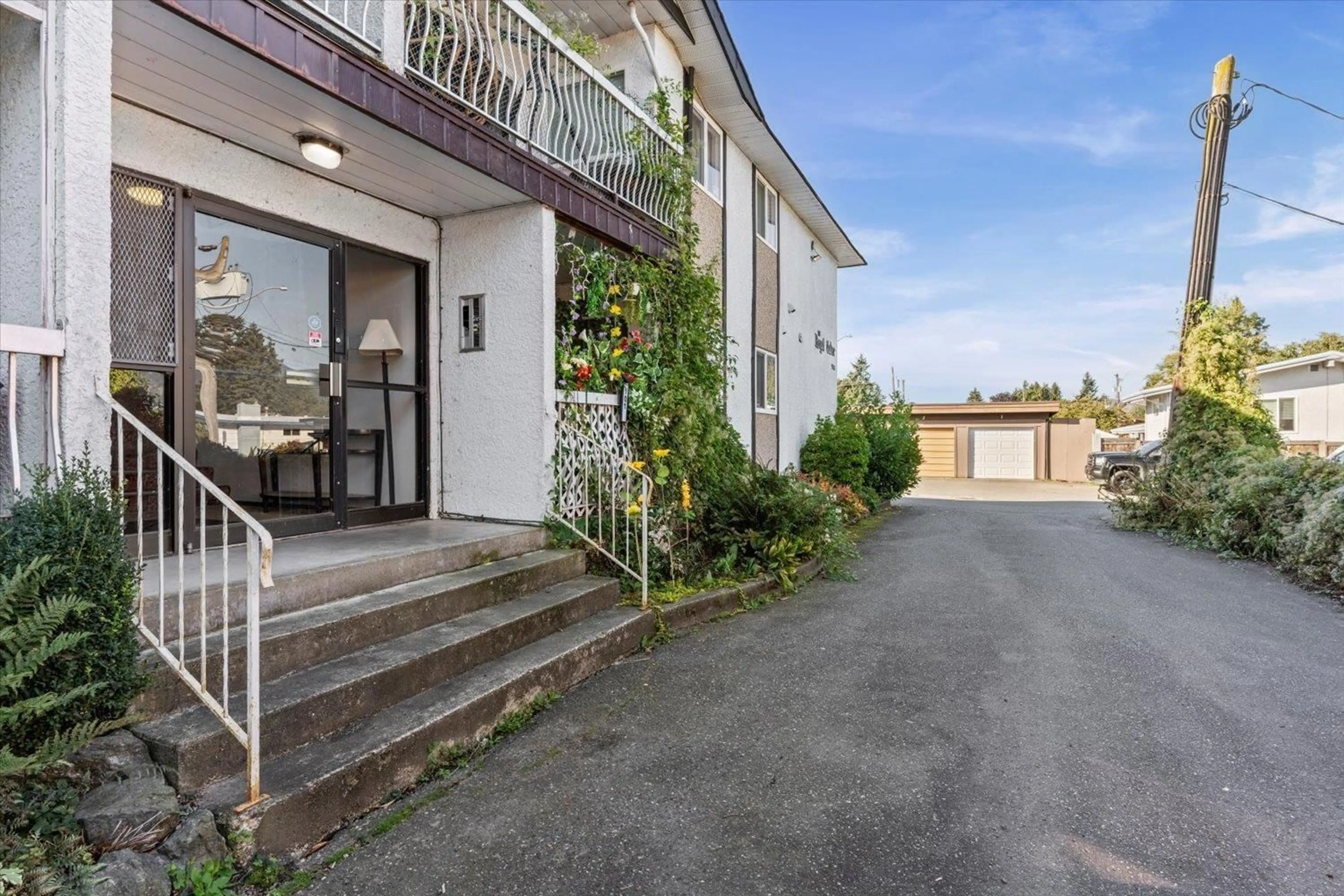 Unknown for 203 - 9516 ROTARY STREET, Chilliwack British Columbia V2P2W5