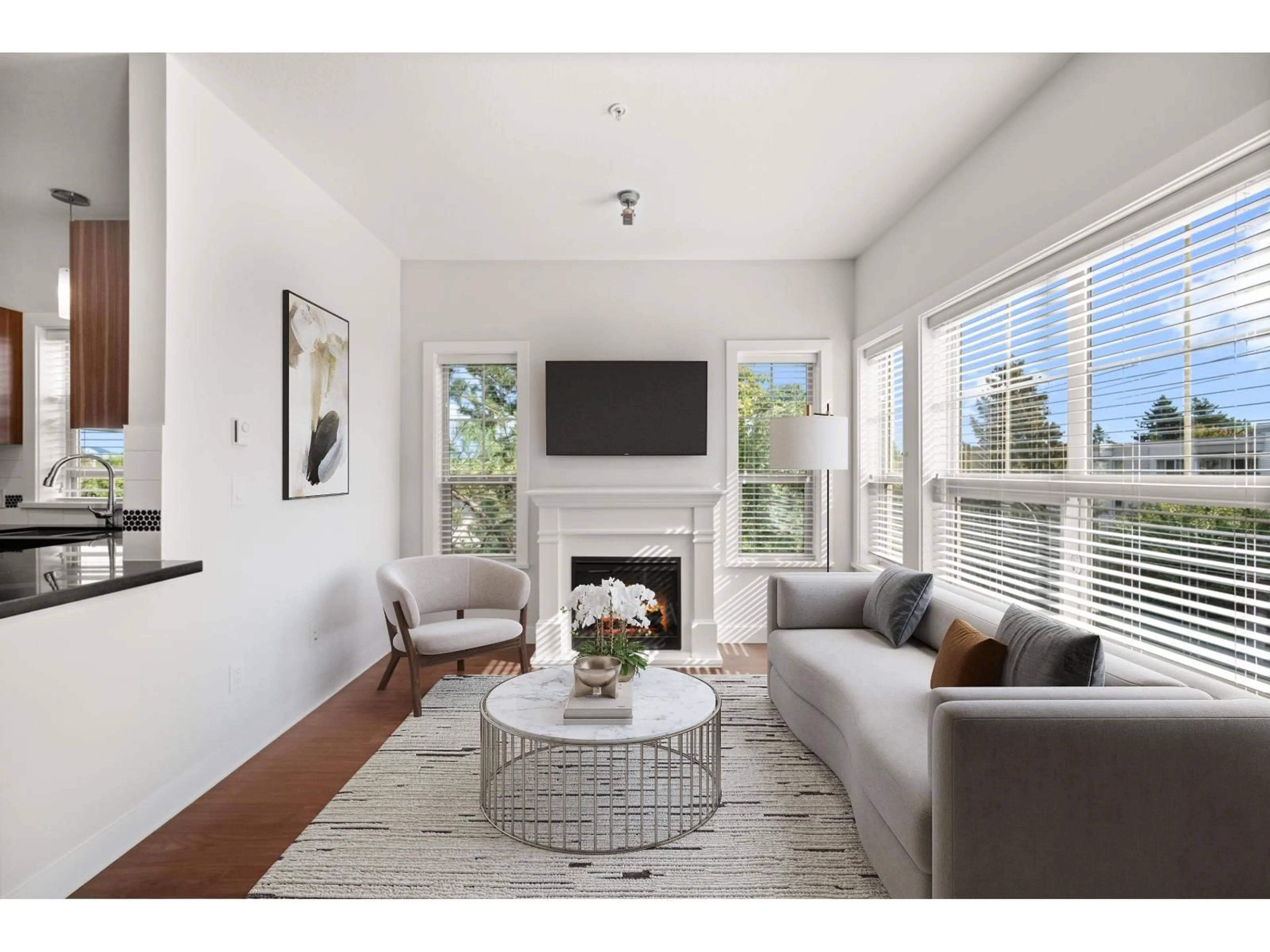 Living room with furniture, unknown for 318 - 20219 54A, Langley British Columbia V3A0C7