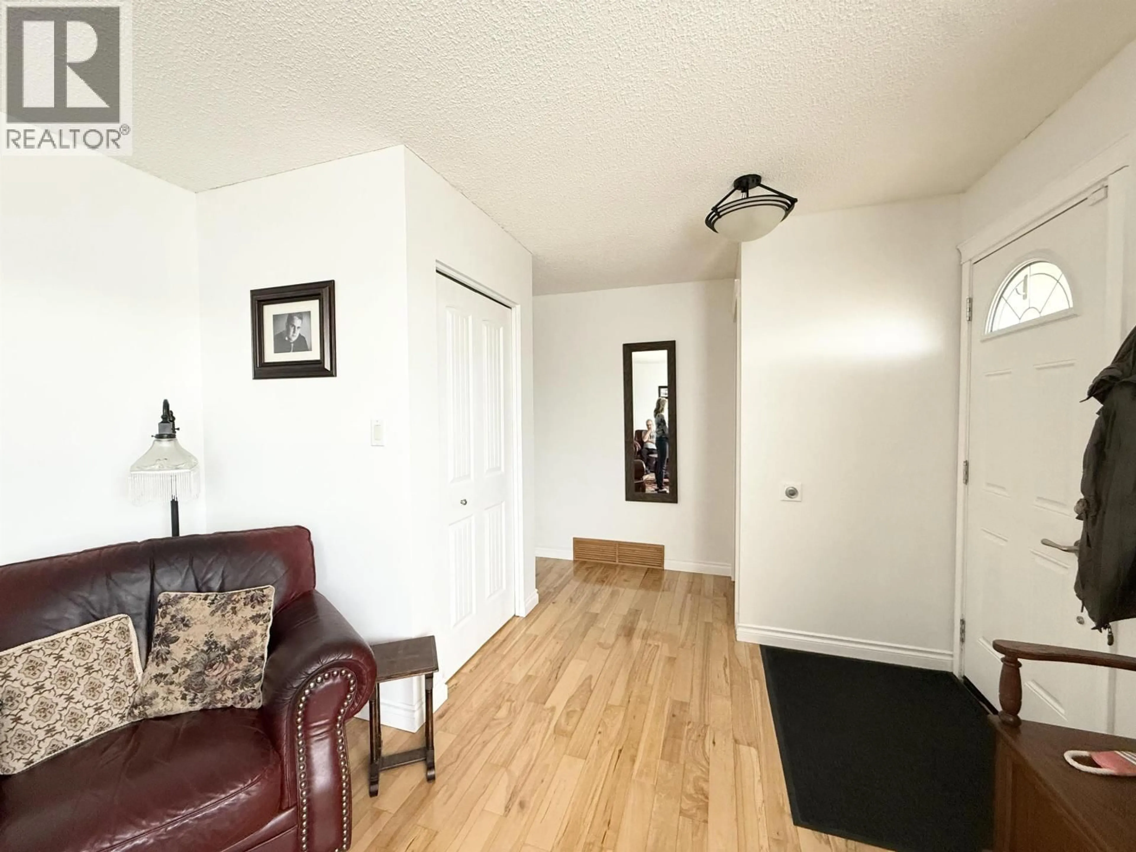 Unknown for 9803 113 AVENUE, Fort St. John British Columbia V1J4P7