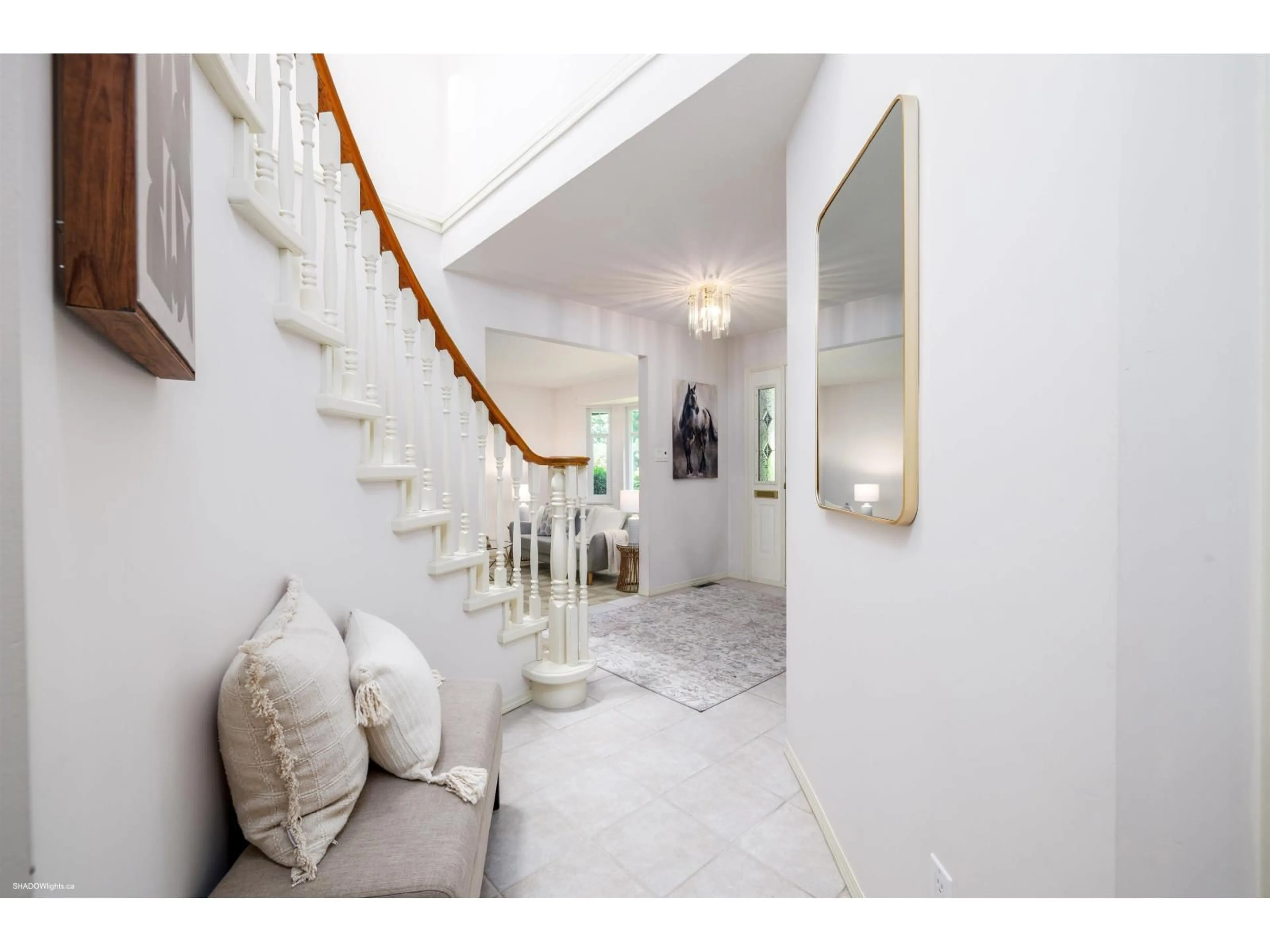 Indoor foyer for 12343 NORTHPARK, Surrey British Columbia V3X2A9