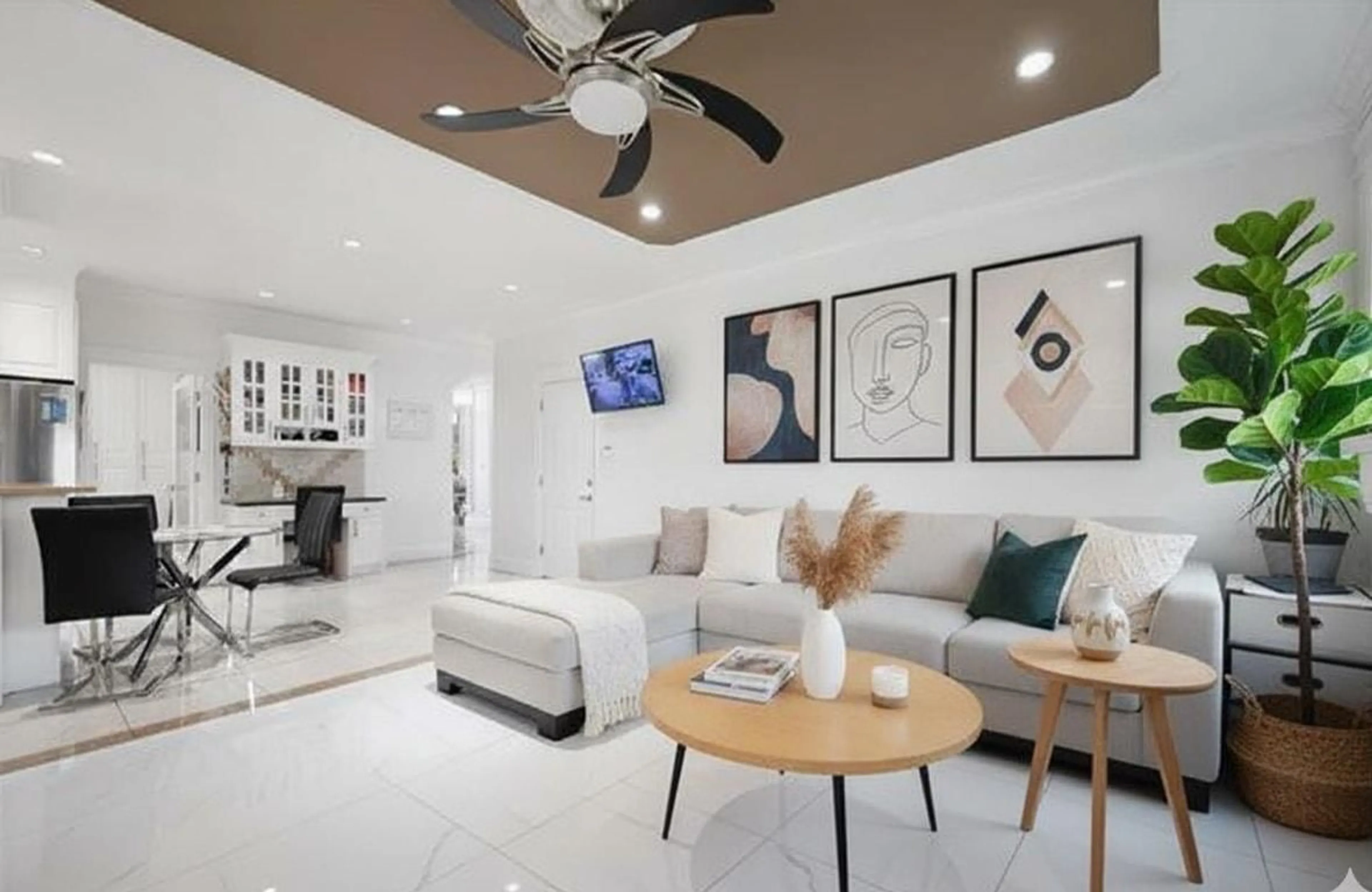 Living room with furniture, ceramic/tile floor for 6648 148A, Surrey British Columbia V3S2W4