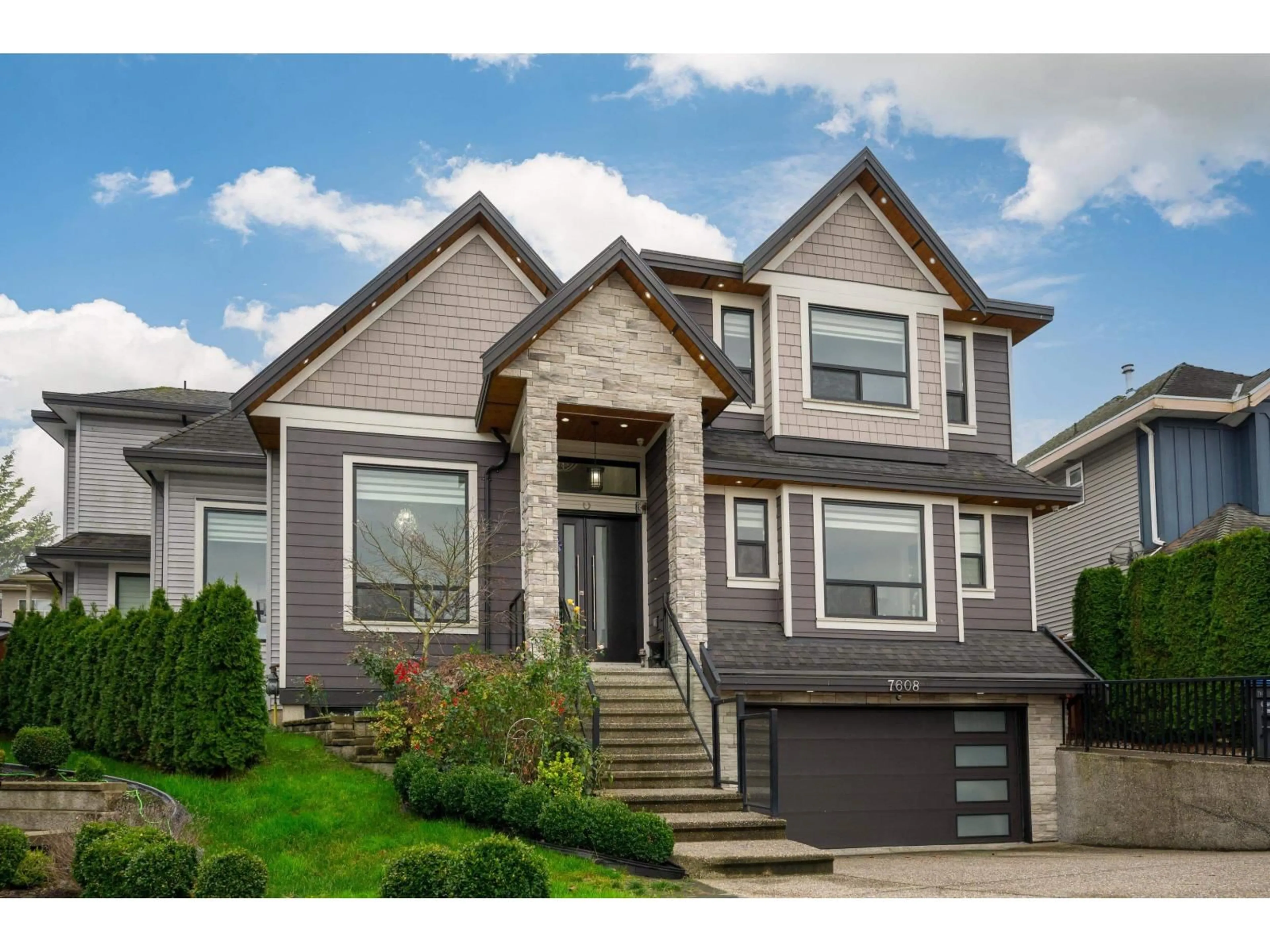 Home with vinyl exterior material, street for 7608 144A, Surrey British Columbia V3S9K8