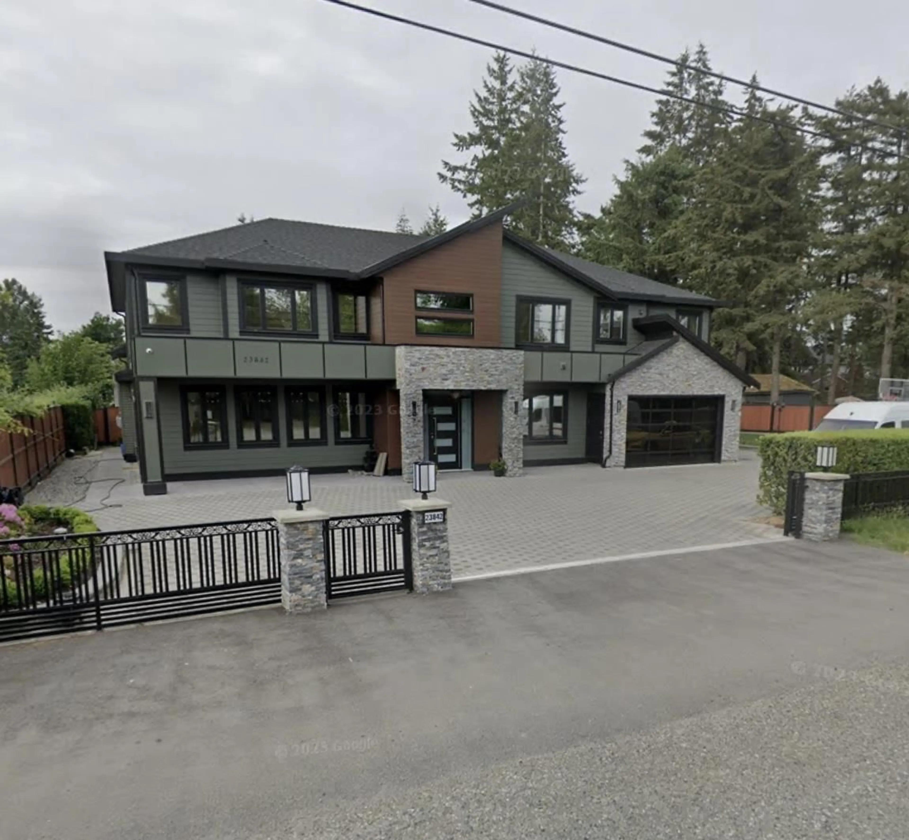 A pic from outside/outdoor area/front of a property/back of a property/a pic from drone, street for 23842 OLD YALE, Langley British Columbia V2Z2K4