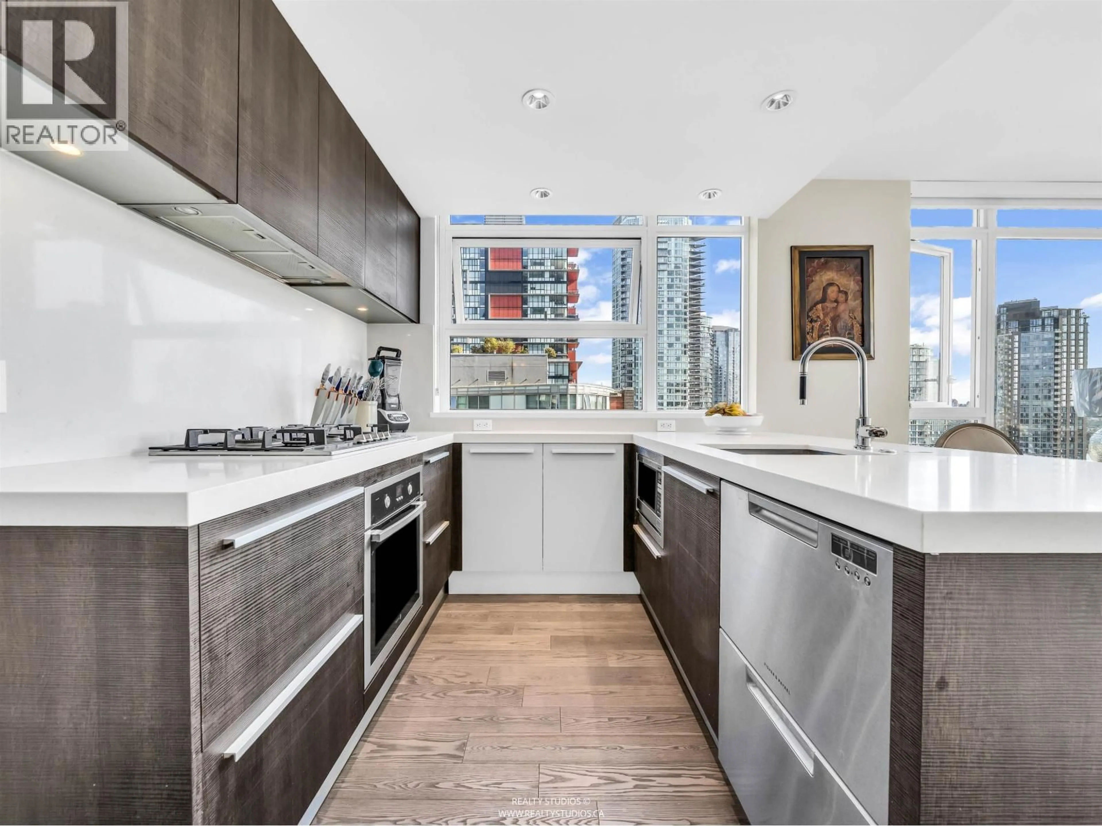 Contemporary kitchen, unknown for 1107 - 1351 CONTINENTAL STREET, Vancouver British Columbia V6Z0C6