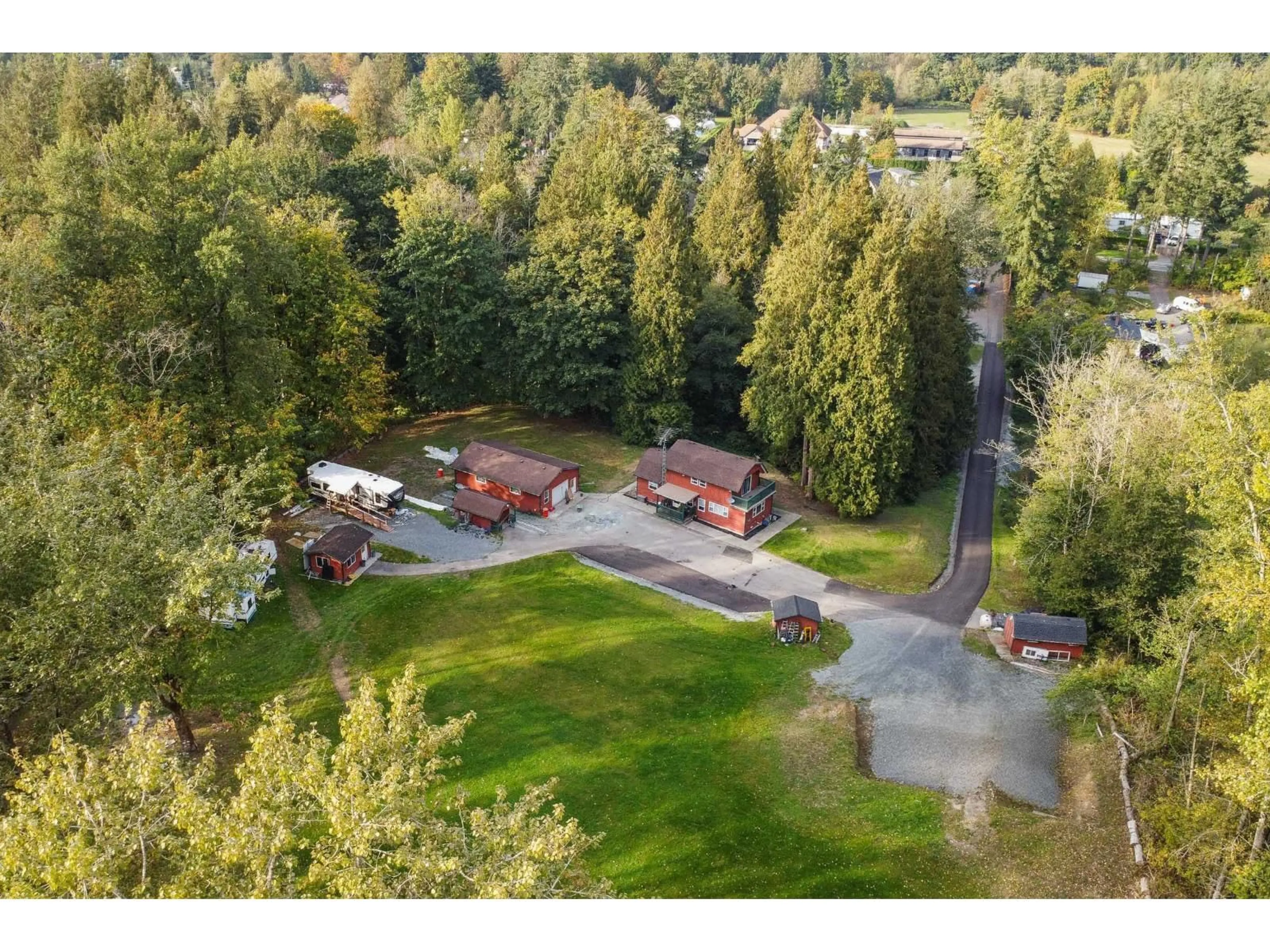 A pic from outside/outdoor area/front of a property/back of a property/a pic from drone, forest/trees view for 25330 72, Langley British Columbia V4W1H6