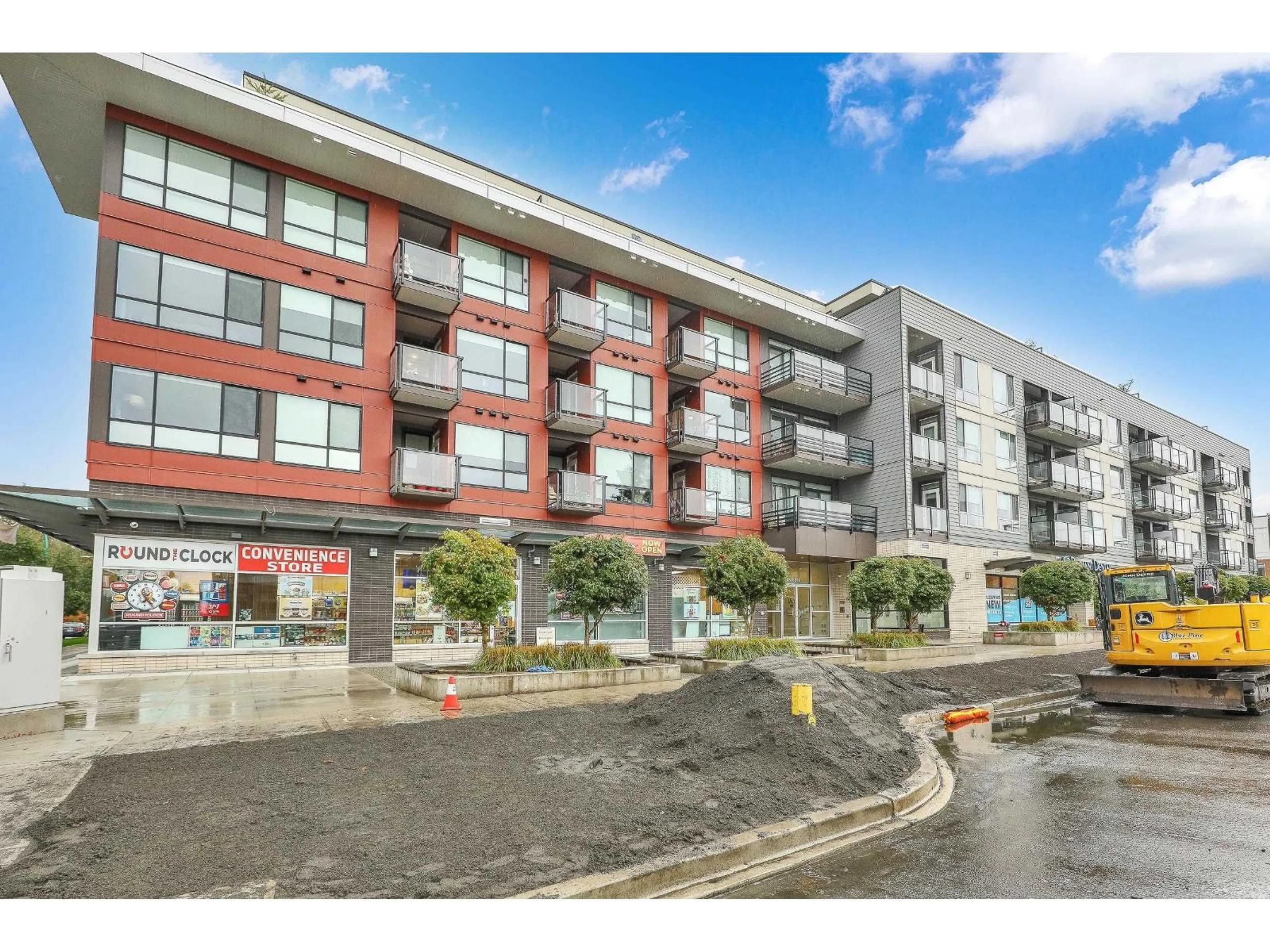 Unknown for 208 - 18811 72, Surrey British Columbia V4N6W7