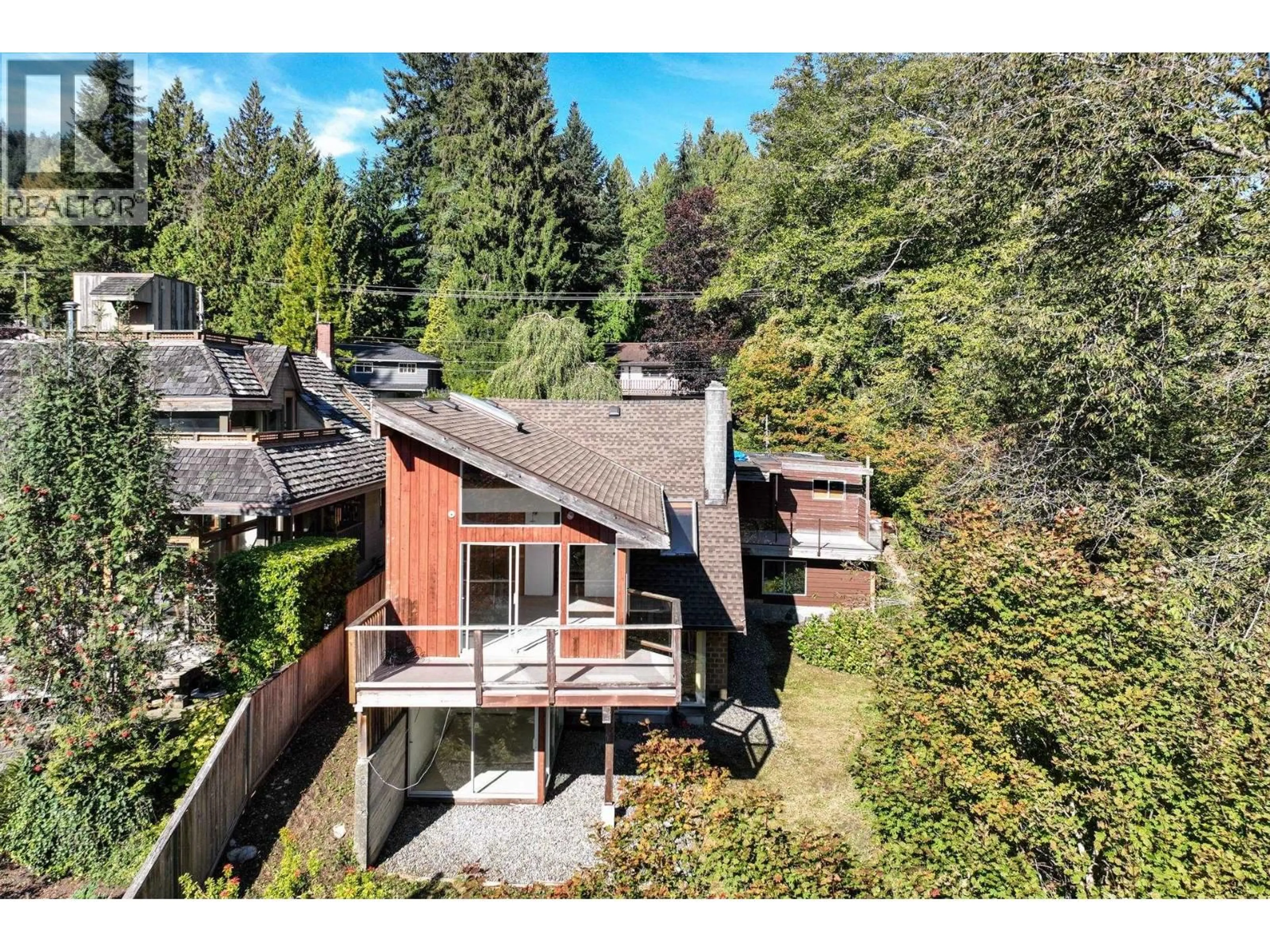 A pic from outside/outdoor area/front of a property/back of a property/a pic from drone, unknown for 1491 DEMPSEY ROAD, North Vancouver British Columbia V7K1S8