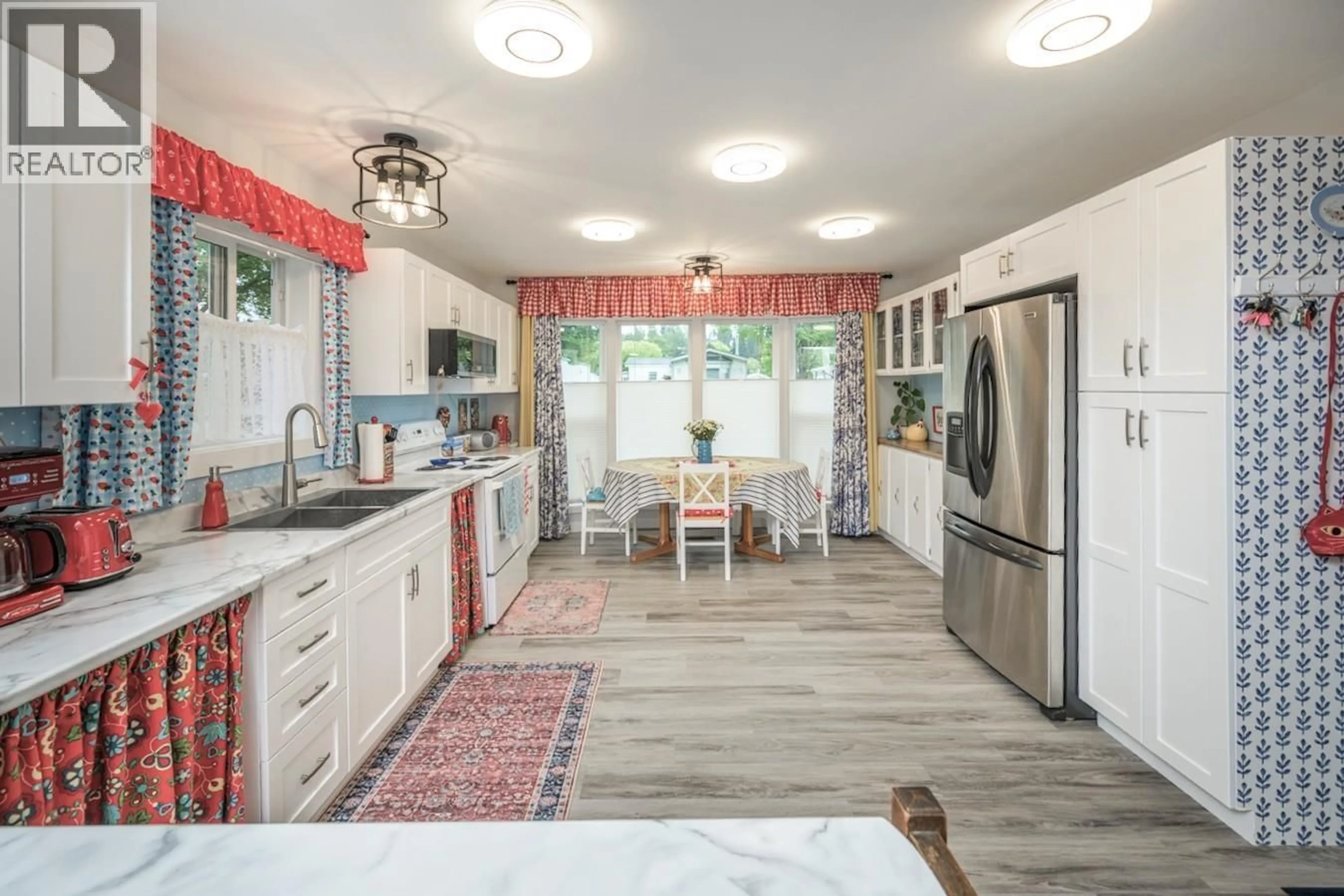 Open concept kitchen, ceramic/tile floor for 82 - 1000 INVERNESS ROAD, Prince George British Columbia V2K4V1