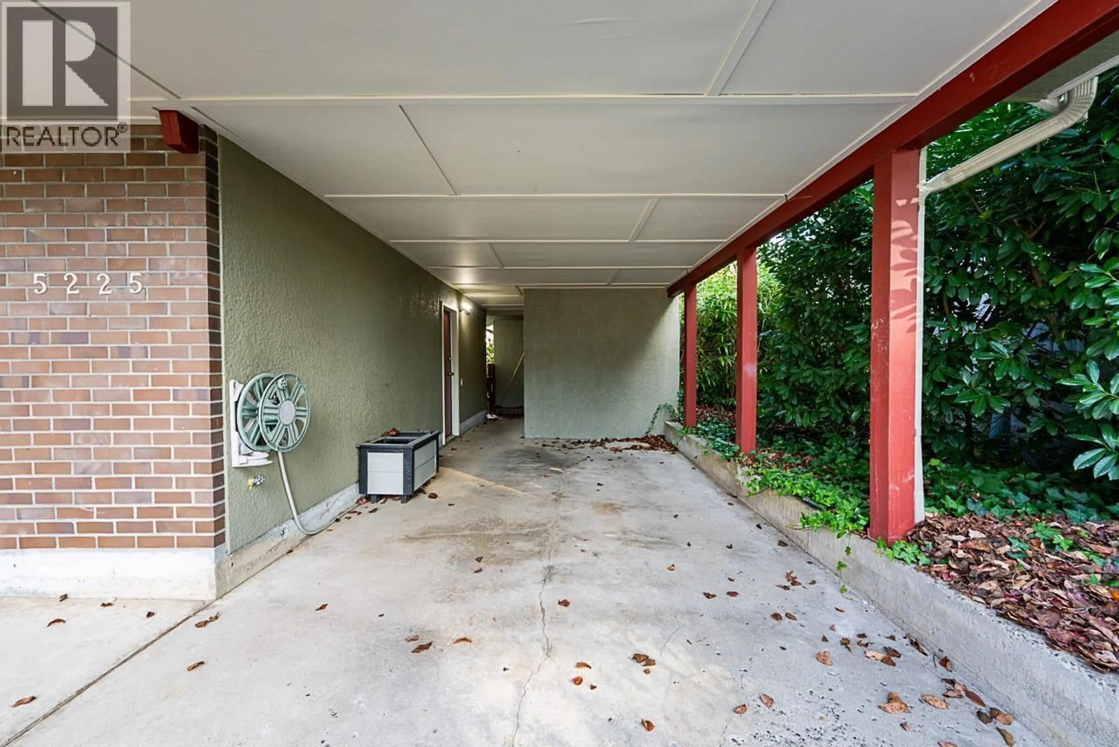 Unknown for 5225 KINCAID STREET, Burnaby British Columbia V5G1W1