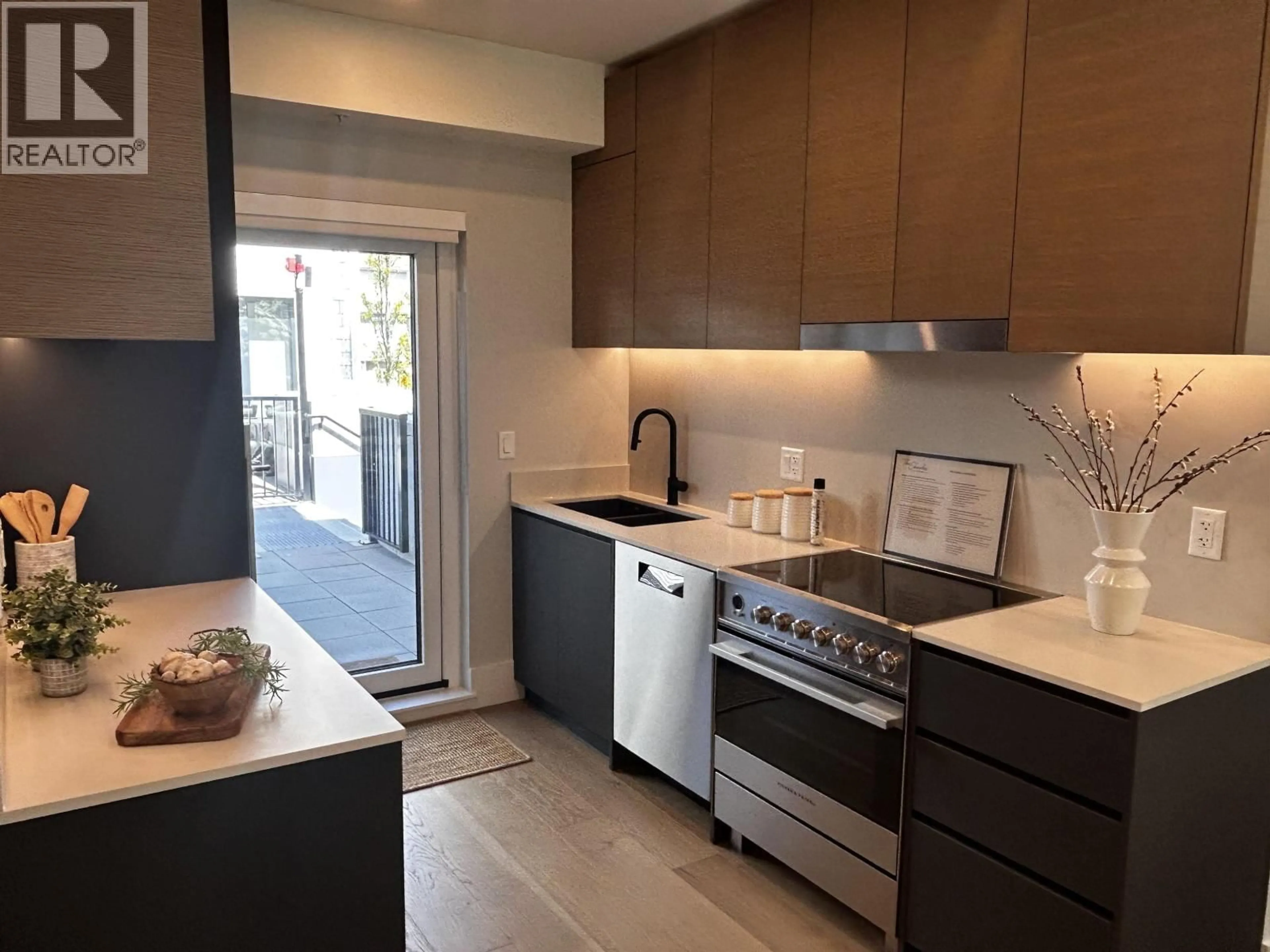 Unknown for 1341 21ST AVENUE, Vancouver British Columbia V5V1T1