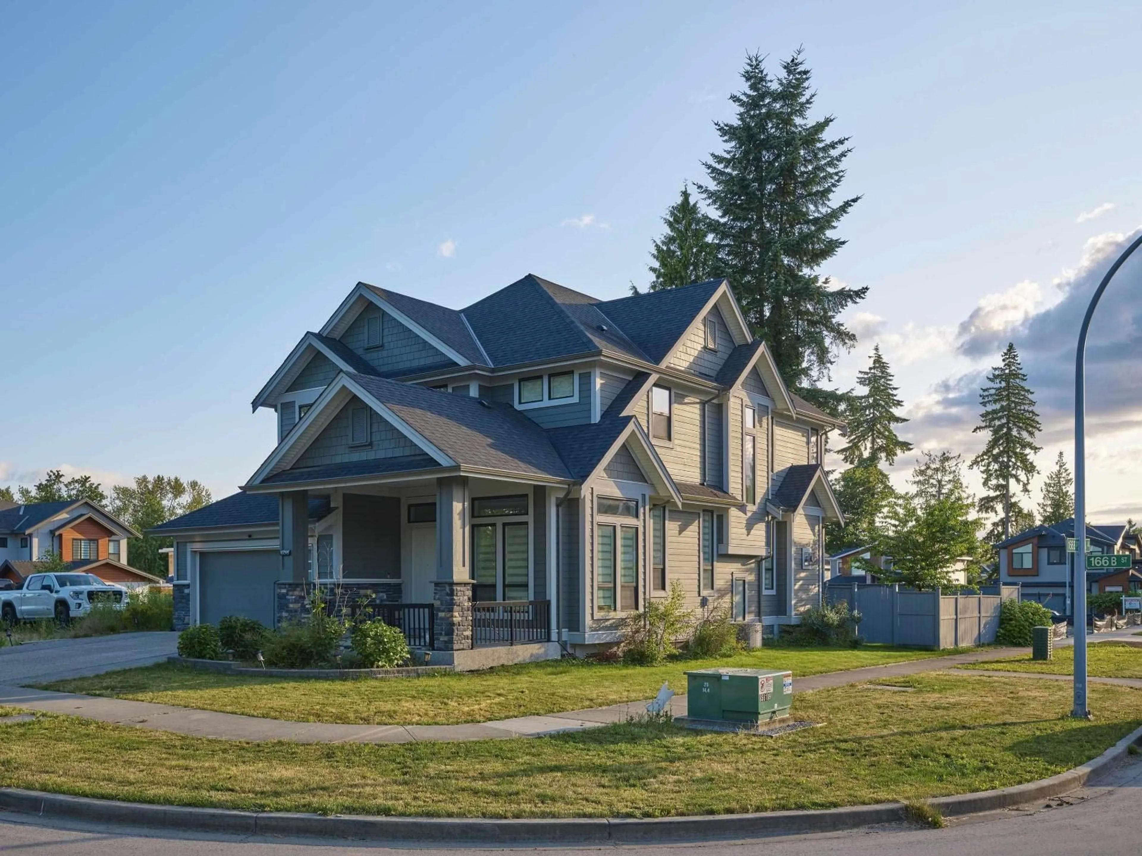 Home with vinyl exterior material, street for 10295 166B, Surrey British Columbia V4N6V4