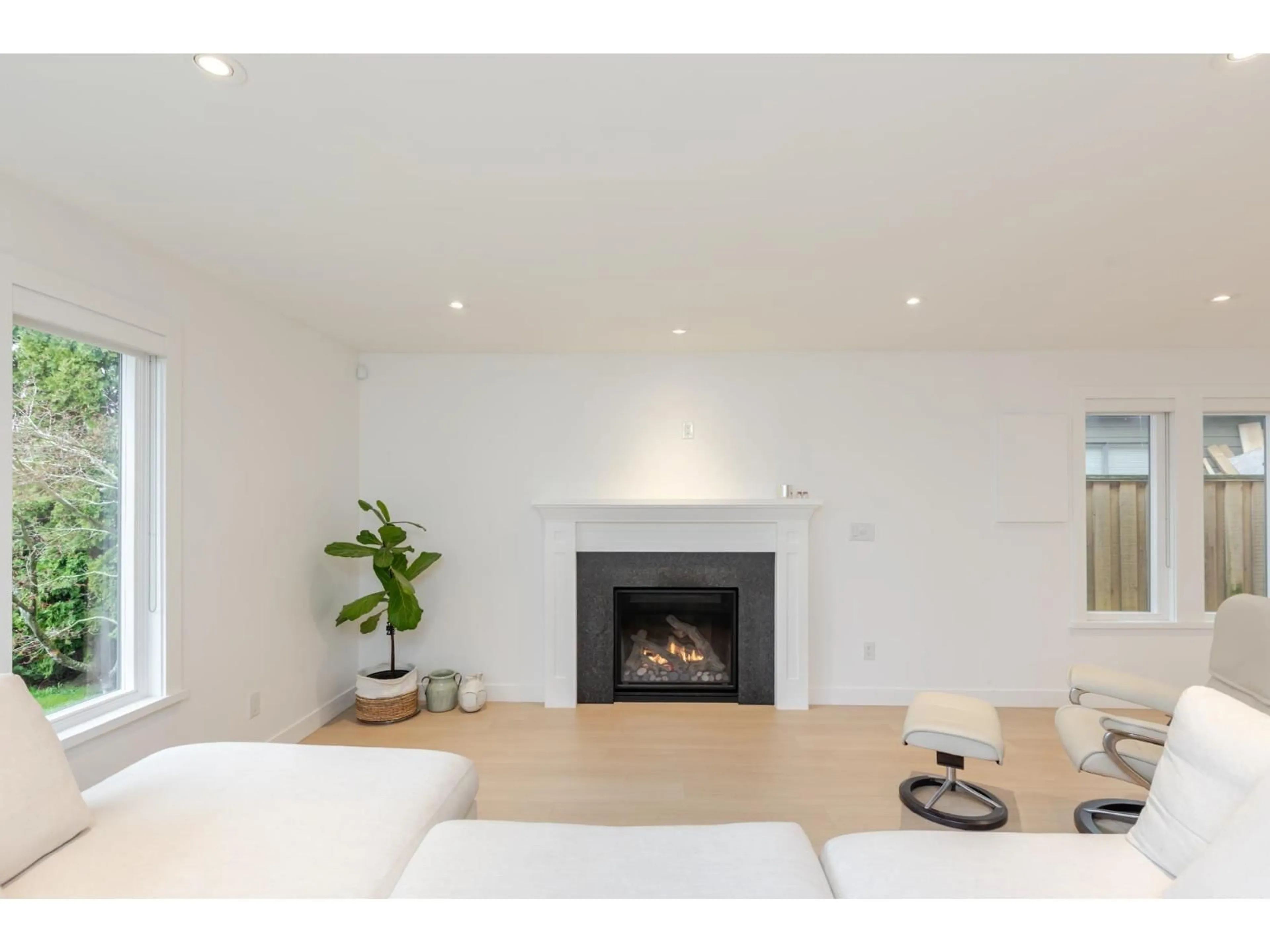Unknown for 2389 WAKEFIELD, Langley British Columbia V2Y1B3