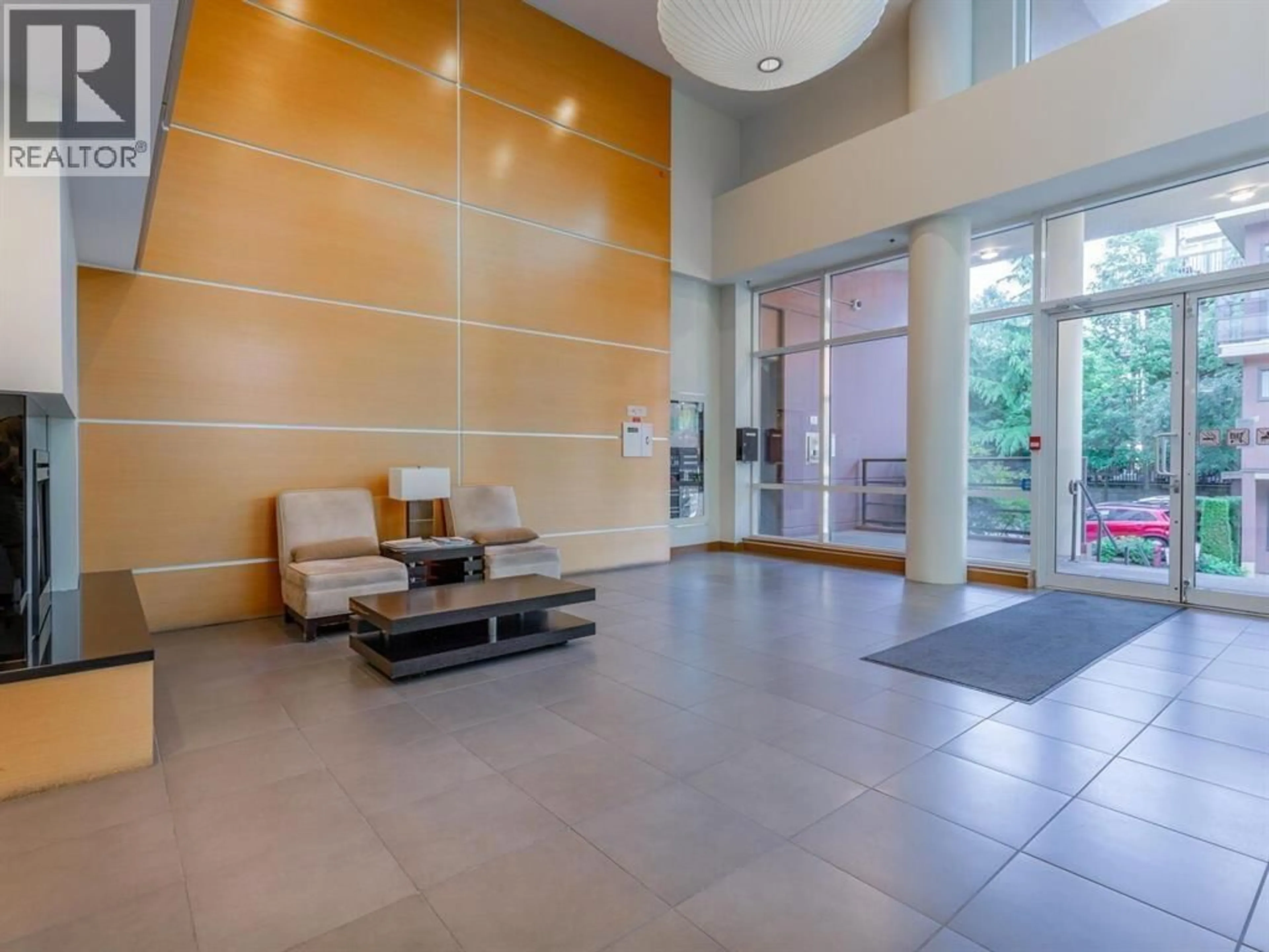 Indoor foyer for 515 - 9171 FERNDALE ROAD, Richmond British Columbia V6Y0A5