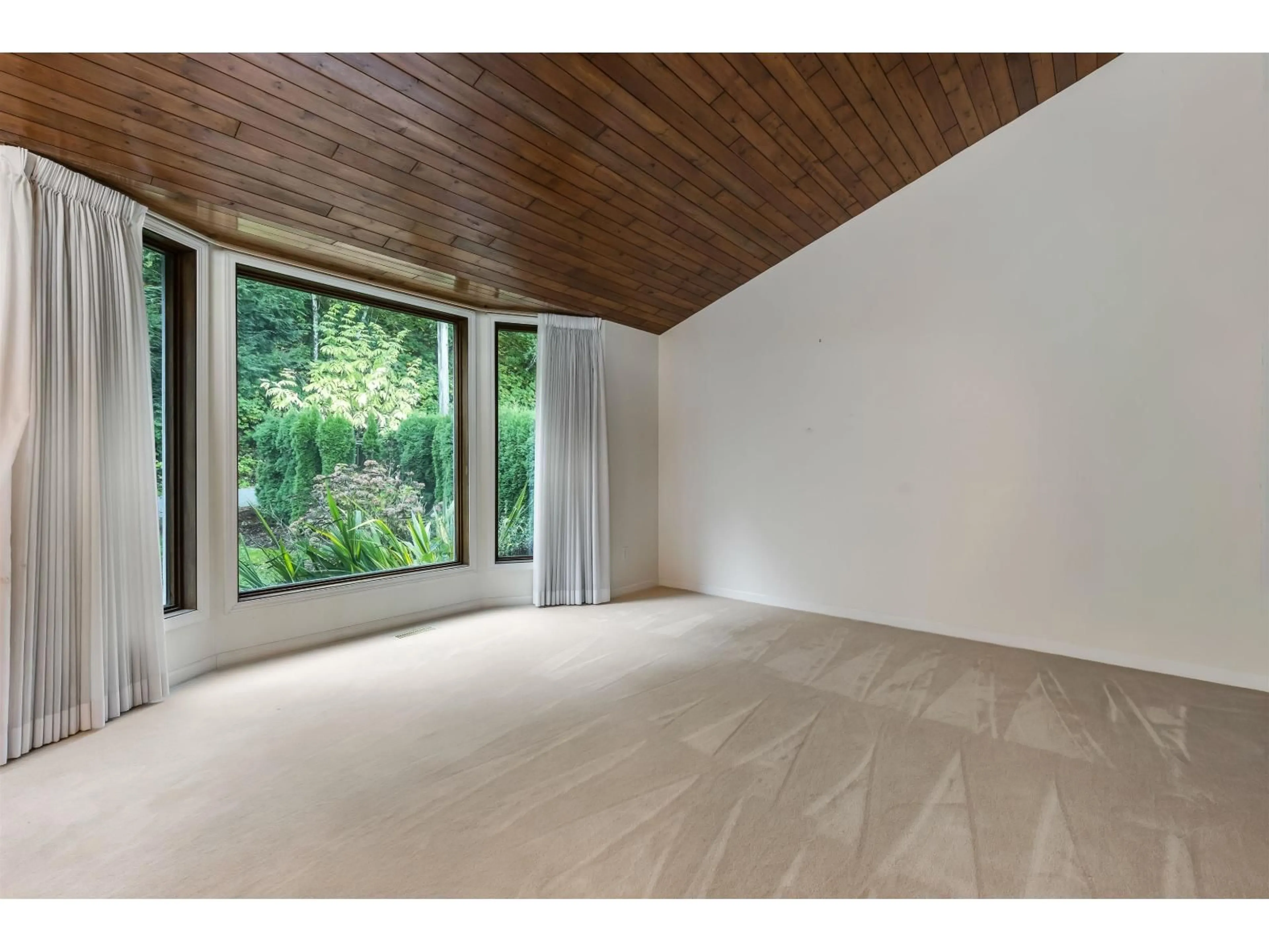 A pic of a room for 43445 ALAMEDA DRIVE, Chilliwack British Columbia V2R0J9