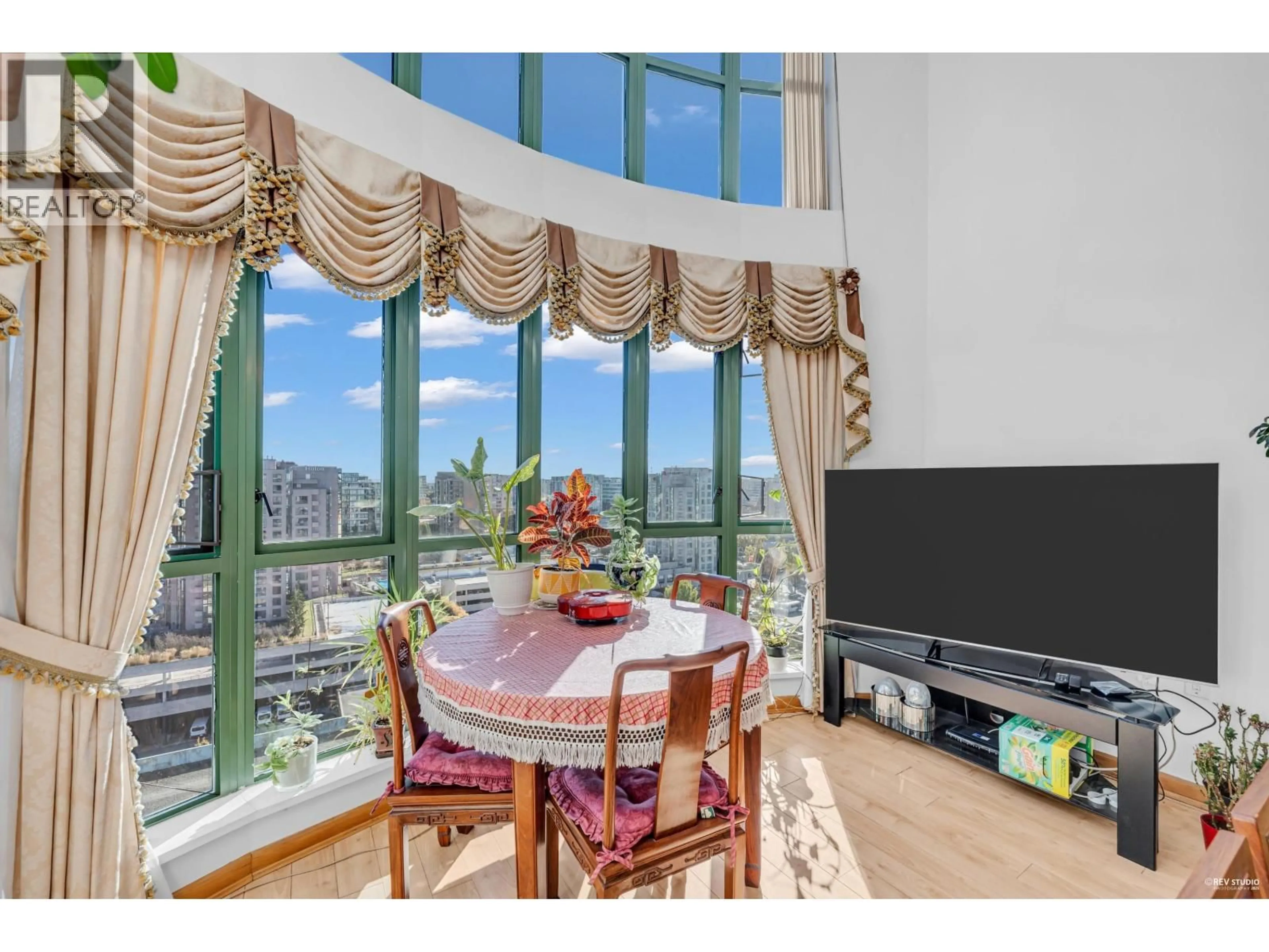 Unknown for 1802 - 7380 ELMBRIDGE WAY, Richmond British Columbia V6X4A1