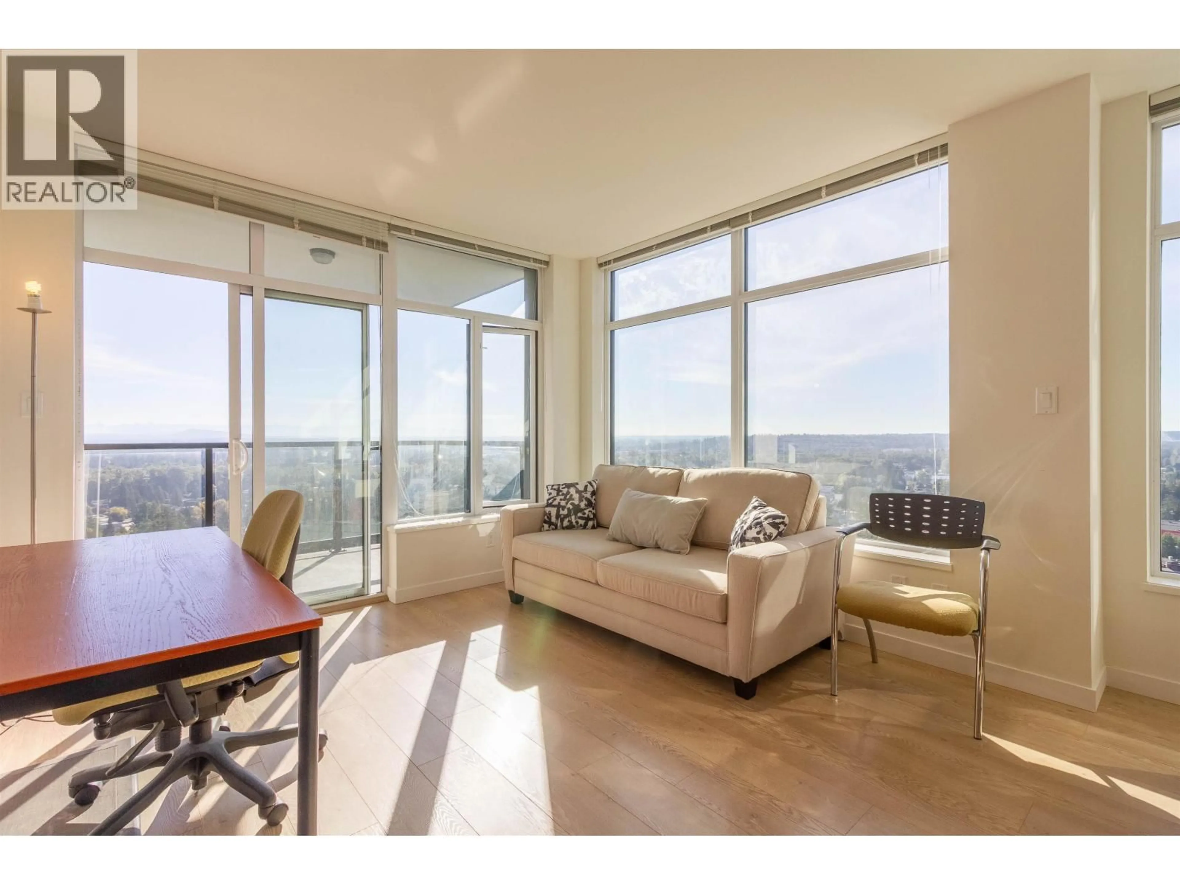 Living room with furniture, wood/laminate floor for 3003 - 3080 LINCOLN AVENUE, Coquitlam British Columbia V3B0L9