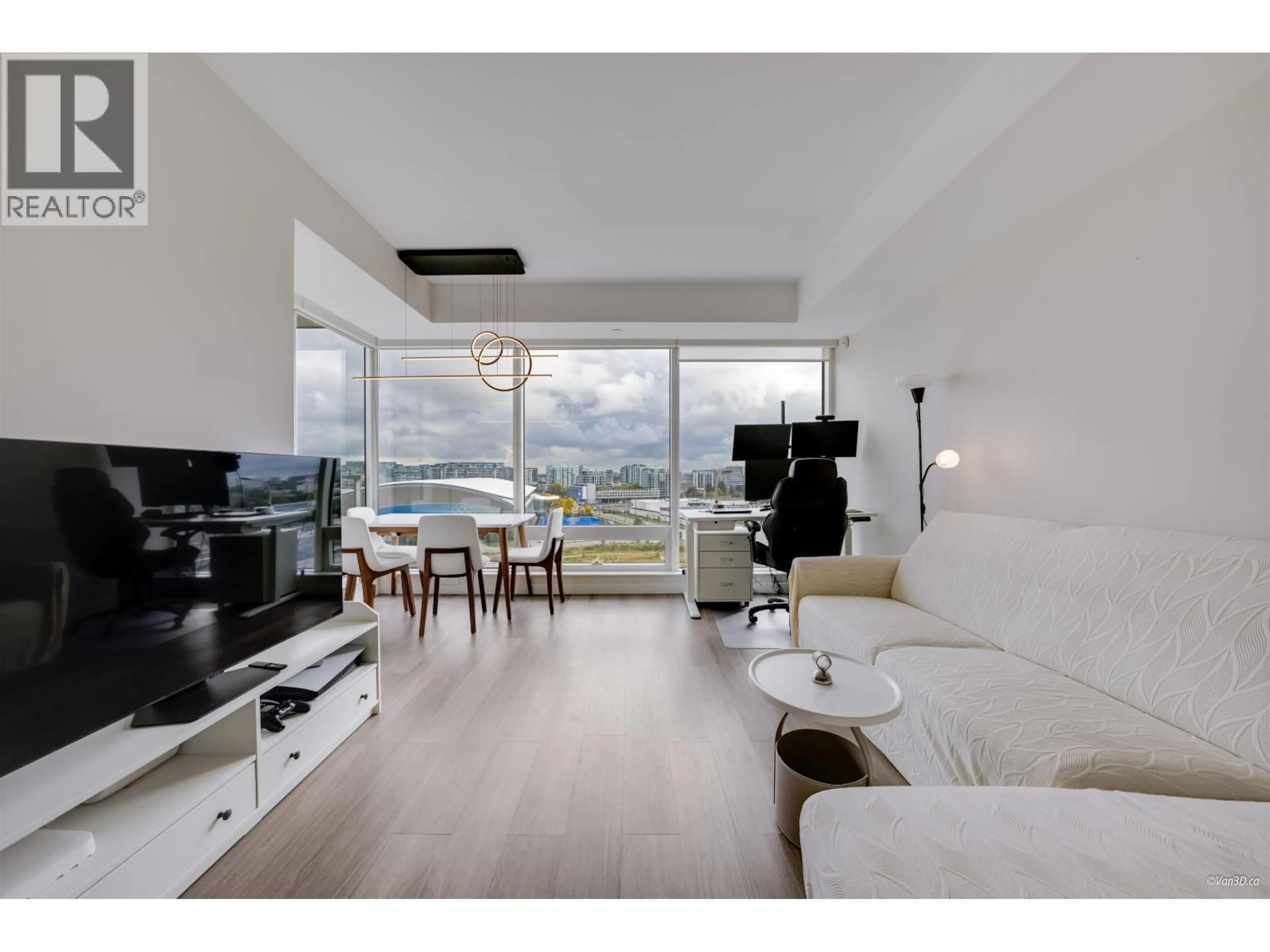 Living room with furniture, wood/laminate floor for 1003 - 5111 BRIGHOUSE WAY, Richmond British Columbia V7C0A6