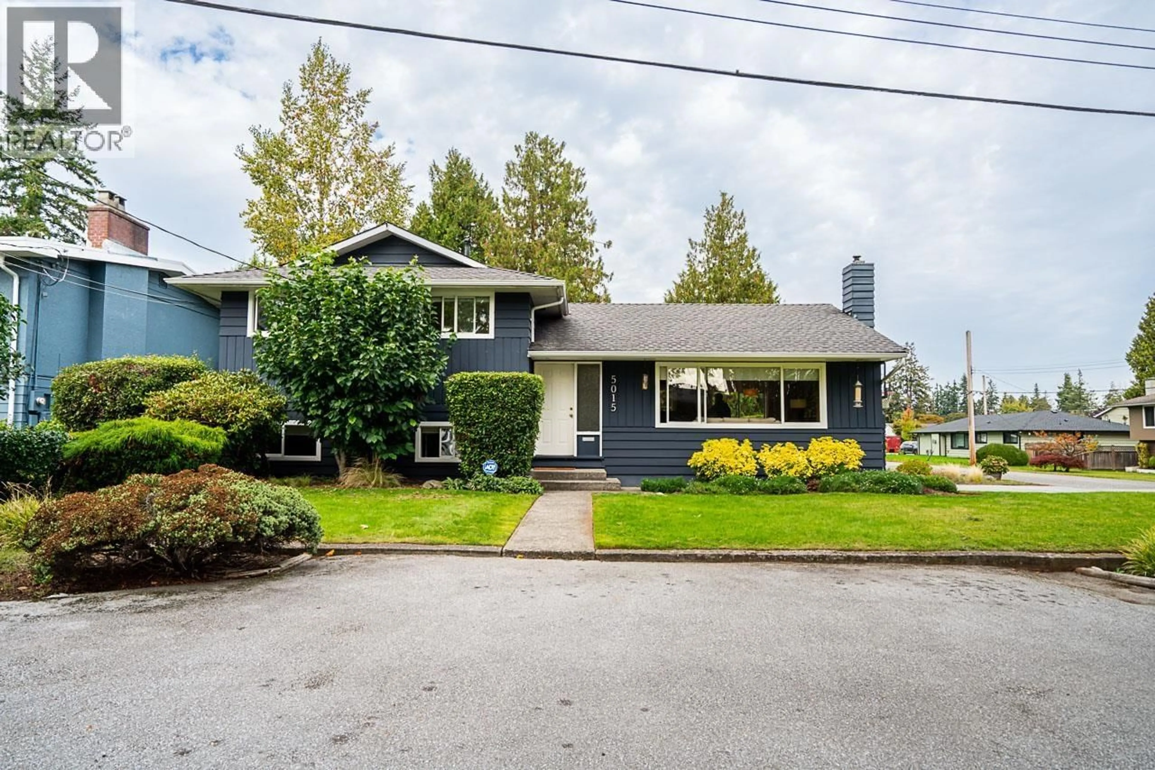 Home with vinyl exterior material, street for 5015 CHEHALIS DRIVE, Delta British Columbia V4M1Y7