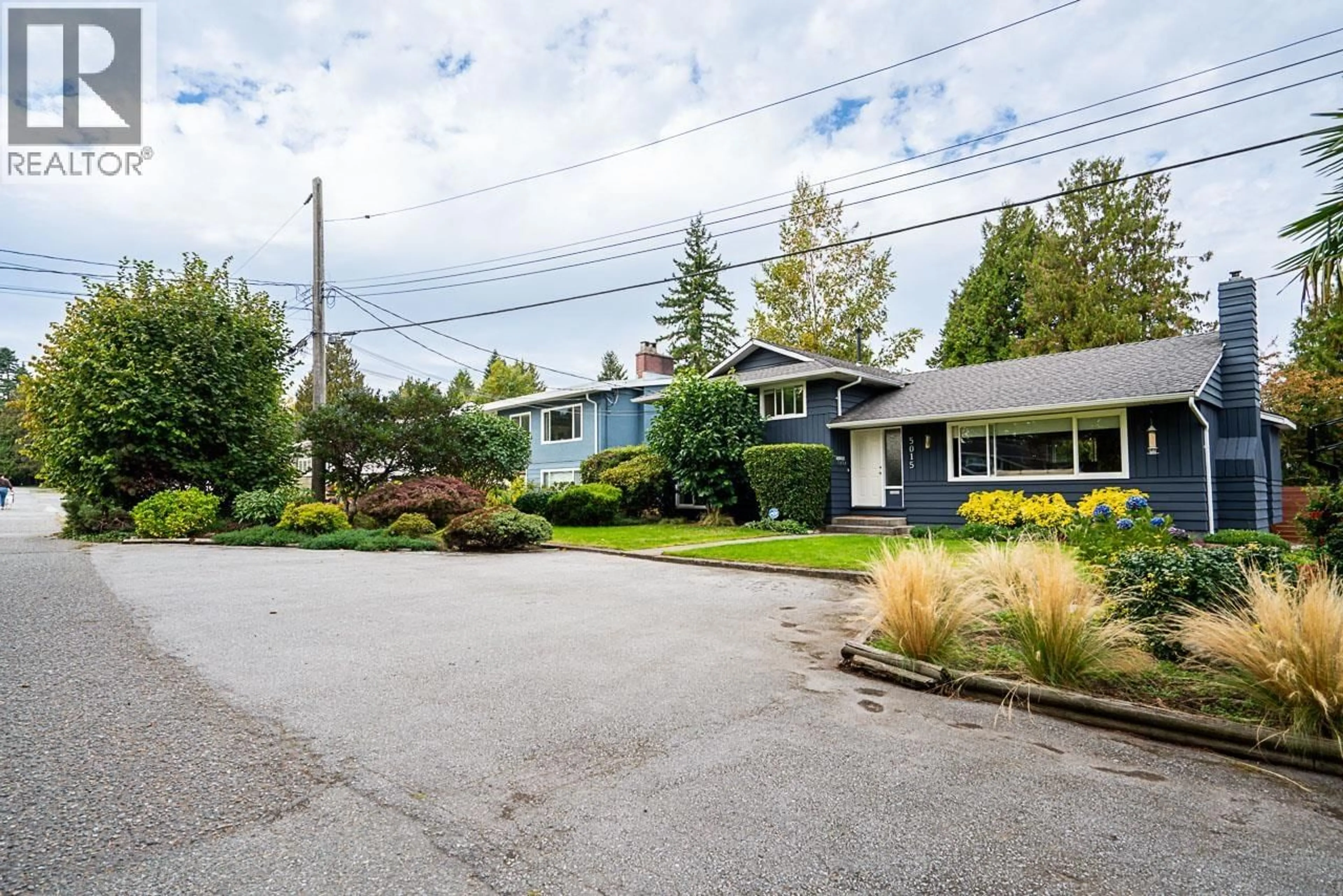 A pic from outside/outdoor area/front of a property/back of a property/a pic from drone, street for 5015 CHEHALIS DRIVE, Delta British Columbia V4M1Y7
