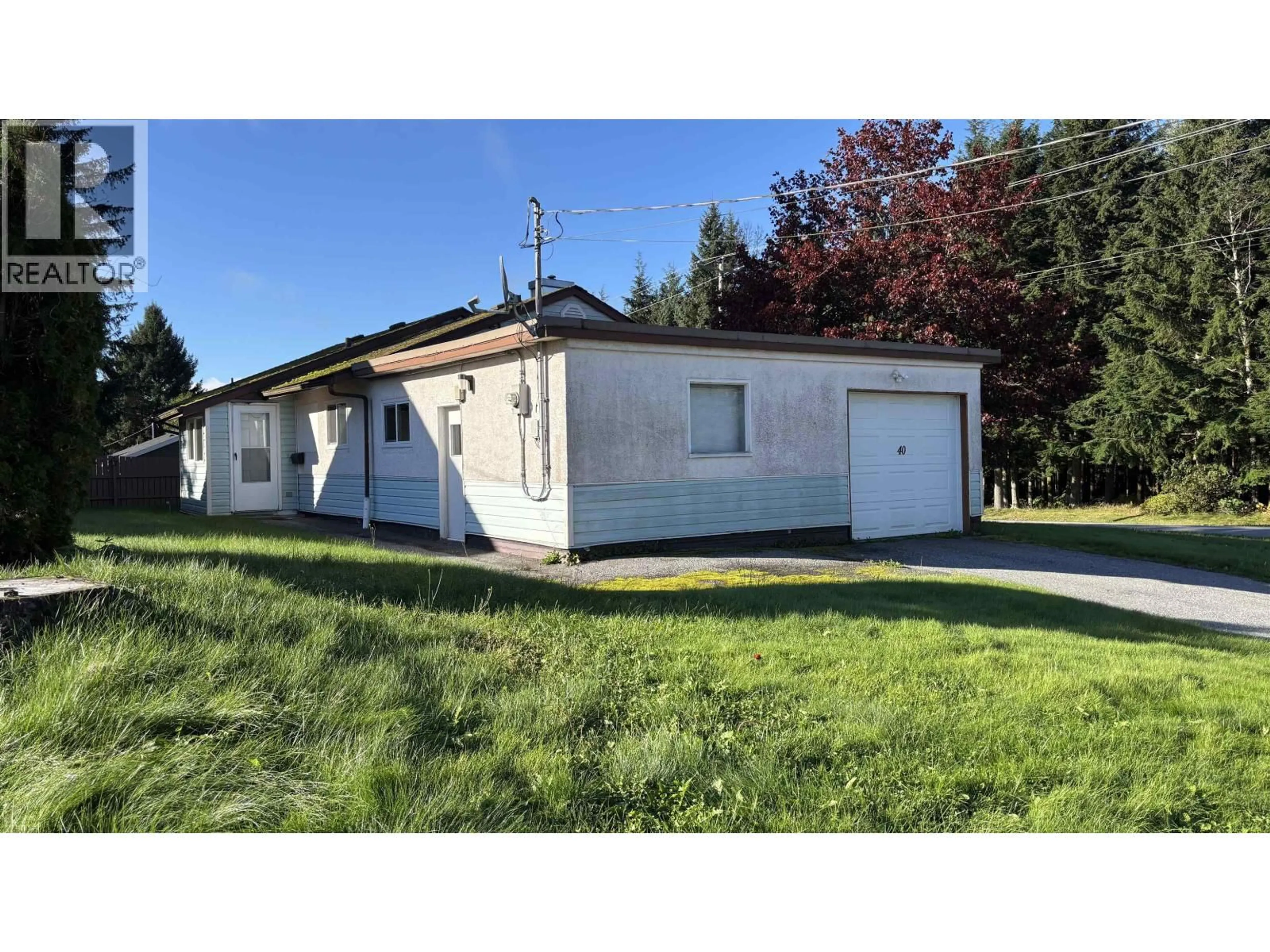 Home with vinyl exterior material, street for 40 EAGLE STREET, Kitimat British Columbia V8C1S6