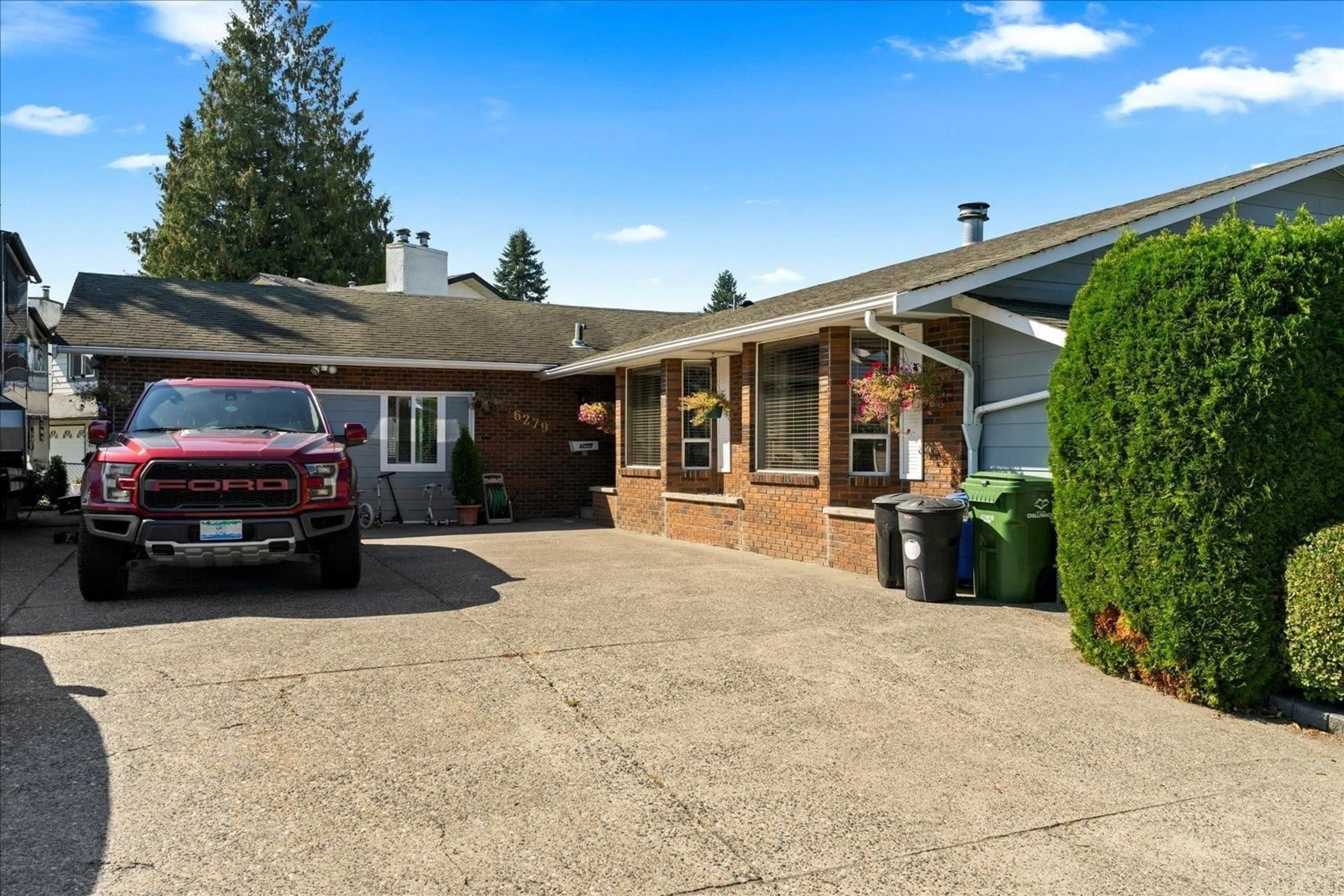 Unknown for 6279 SILVERTHORNE ROAD, Chilliwack British Columbia V2R2N2