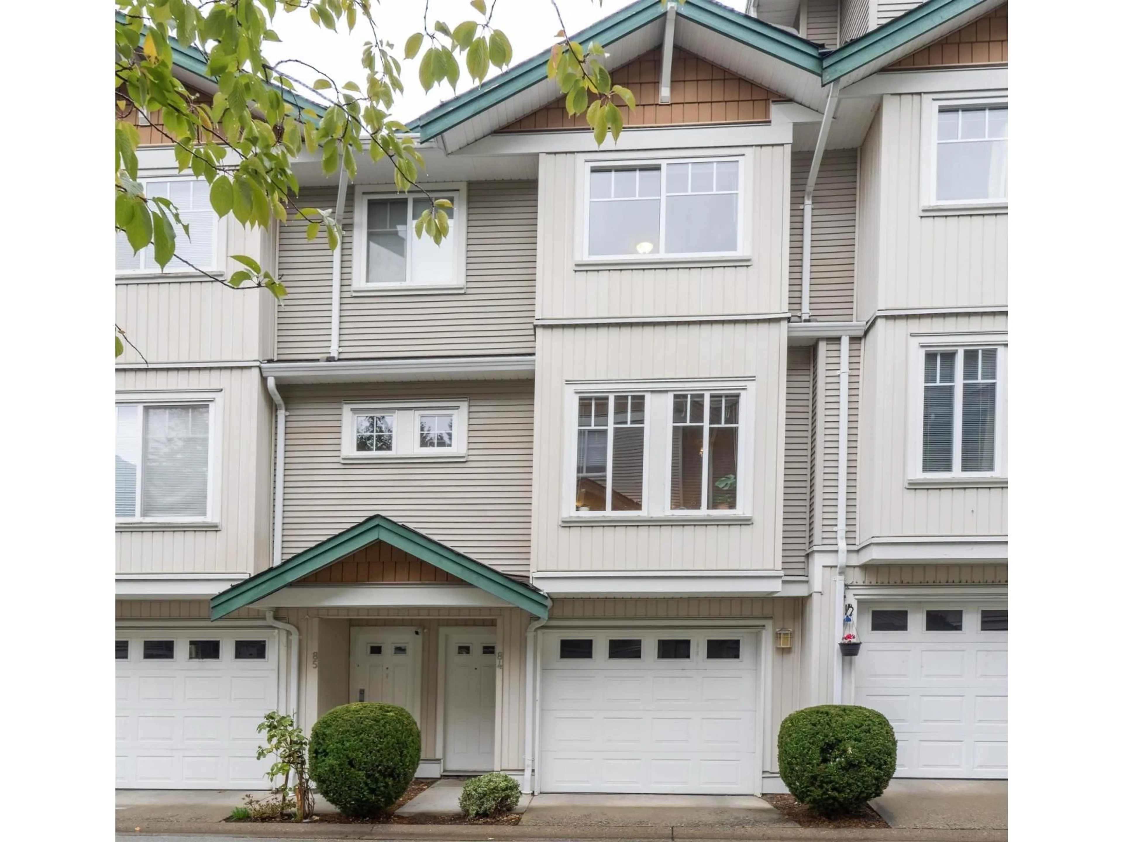 Home with vinyl exterior material, street for 84 - 12711 64, Surrey British Columbia V3W1X1