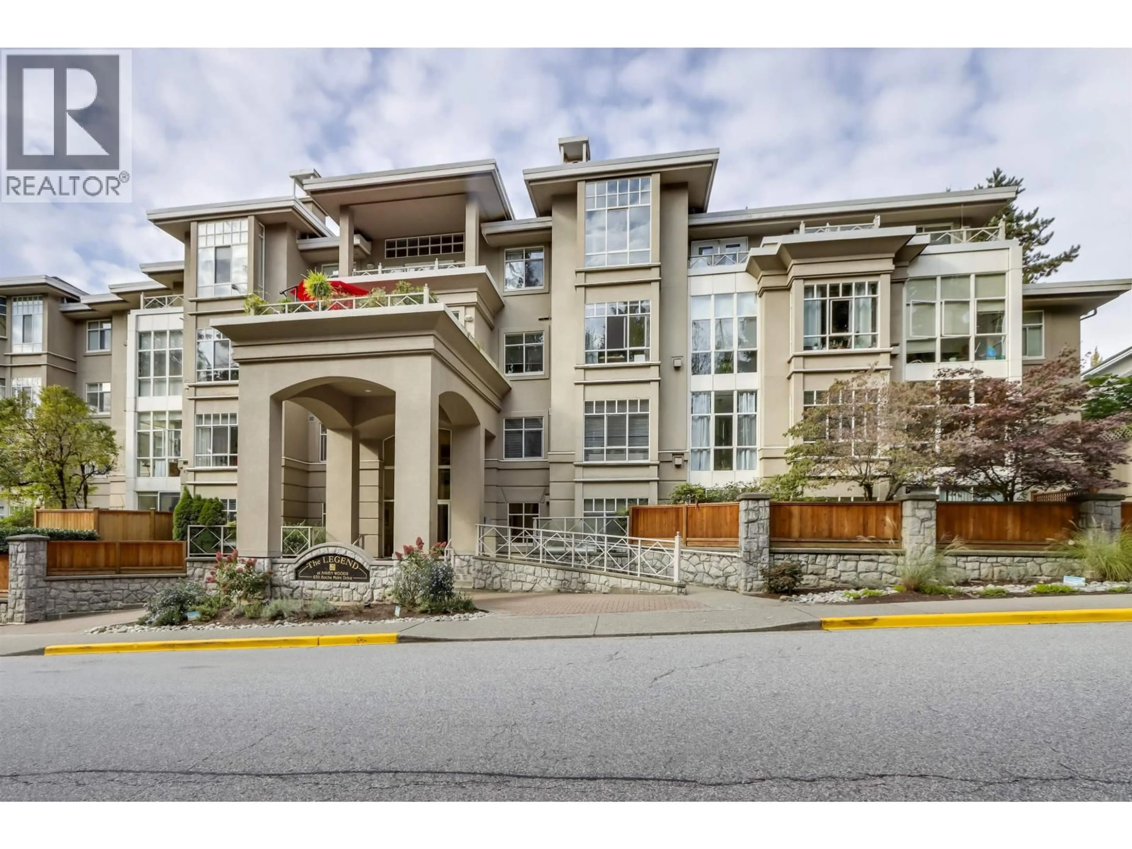Unknown for 104 - 630 ROCHE POINT DRIVE, North Vancouver British Columbia V7H3A1