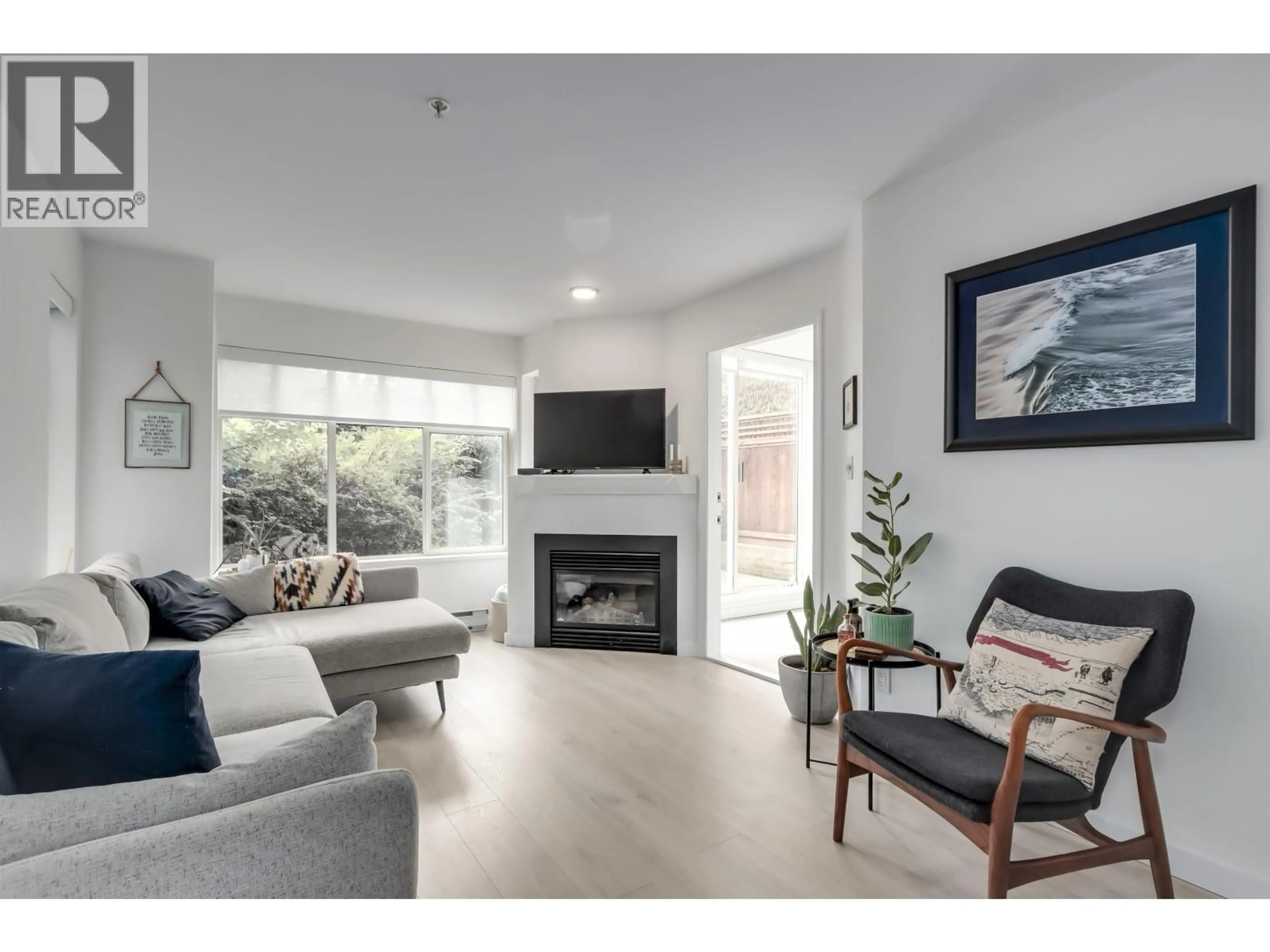 Living room with furniture, unknown for 104 - 630 ROCHE POINT DRIVE, North Vancouver British Columbia V7H3A1