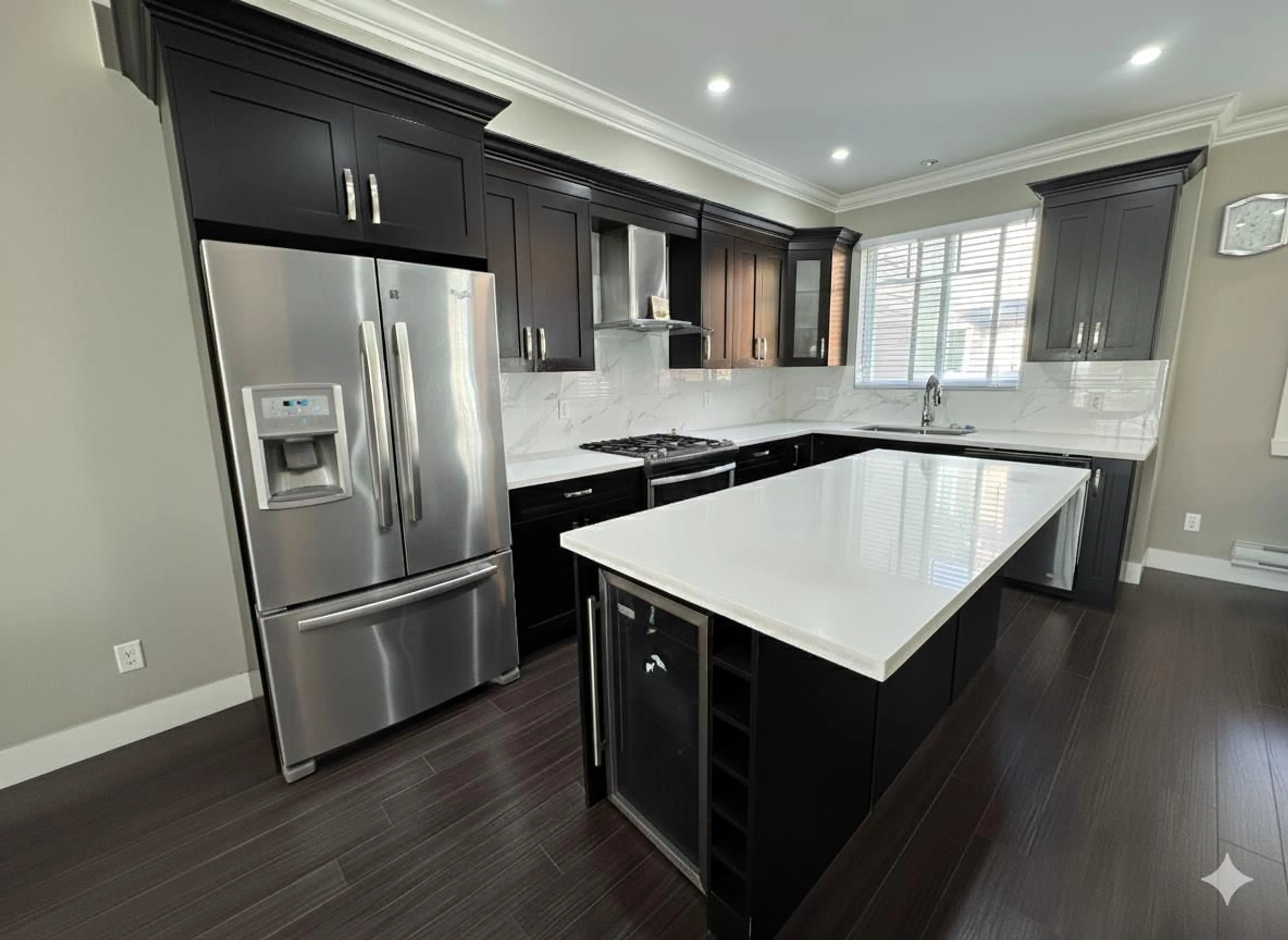 Open concept kitchen, unknown for 23 - 14285 64, Surrey British Columbia V3W1Z2