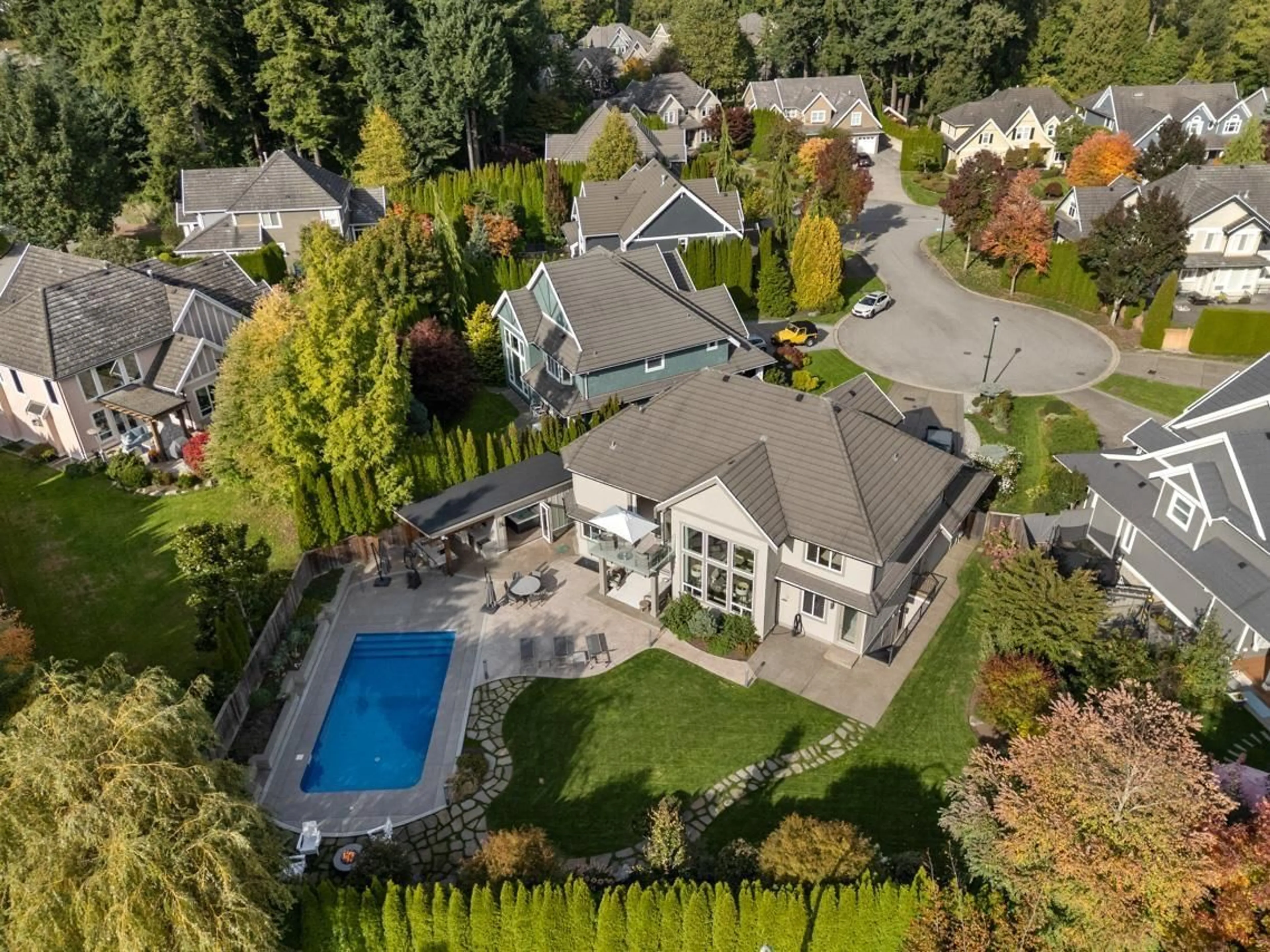 A pic from outside/outdoor area/front of a property/back of a property/a pic from drone, unknown for 3225 142, Surrey British Columbia V4P3P3