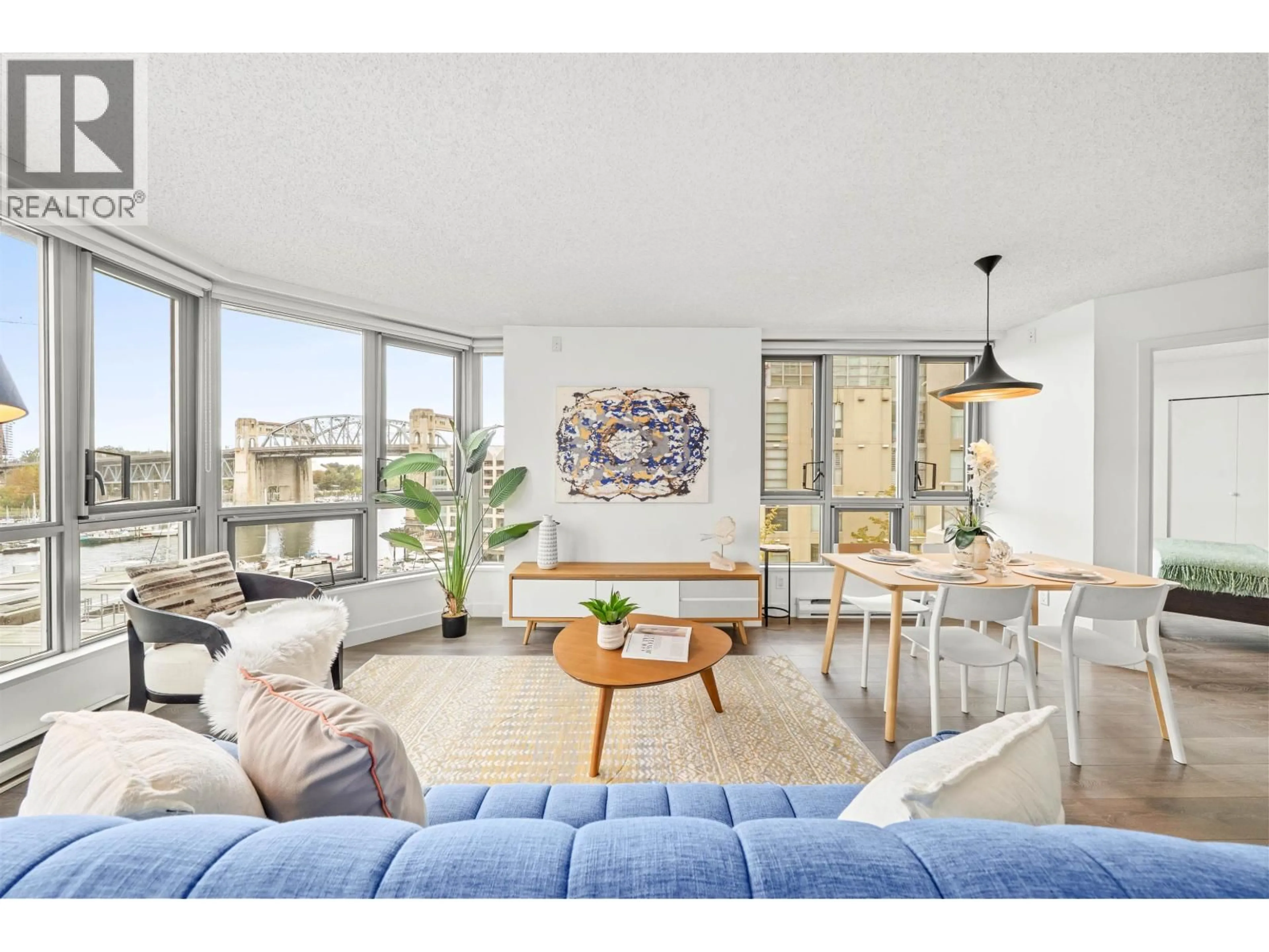 Living room with furniture, unknown for 603 - 1625 HORNBY STREET, Vancouver British Columbia V6Z2M2