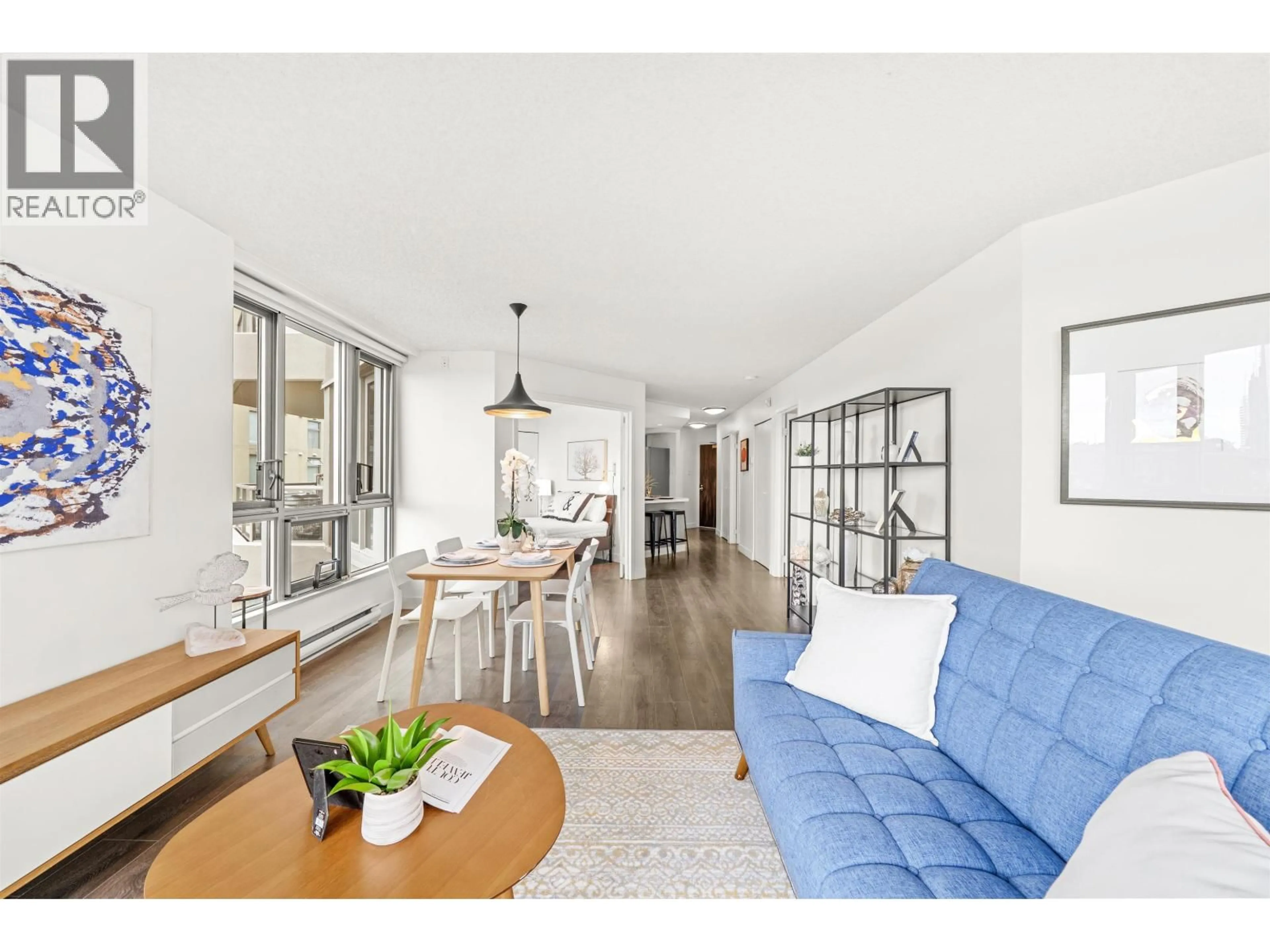 Living room with furniture, wood/laminate floor for 603 - 1625 HORNBY STREET, Vancouver British Columbia V6Z2M2