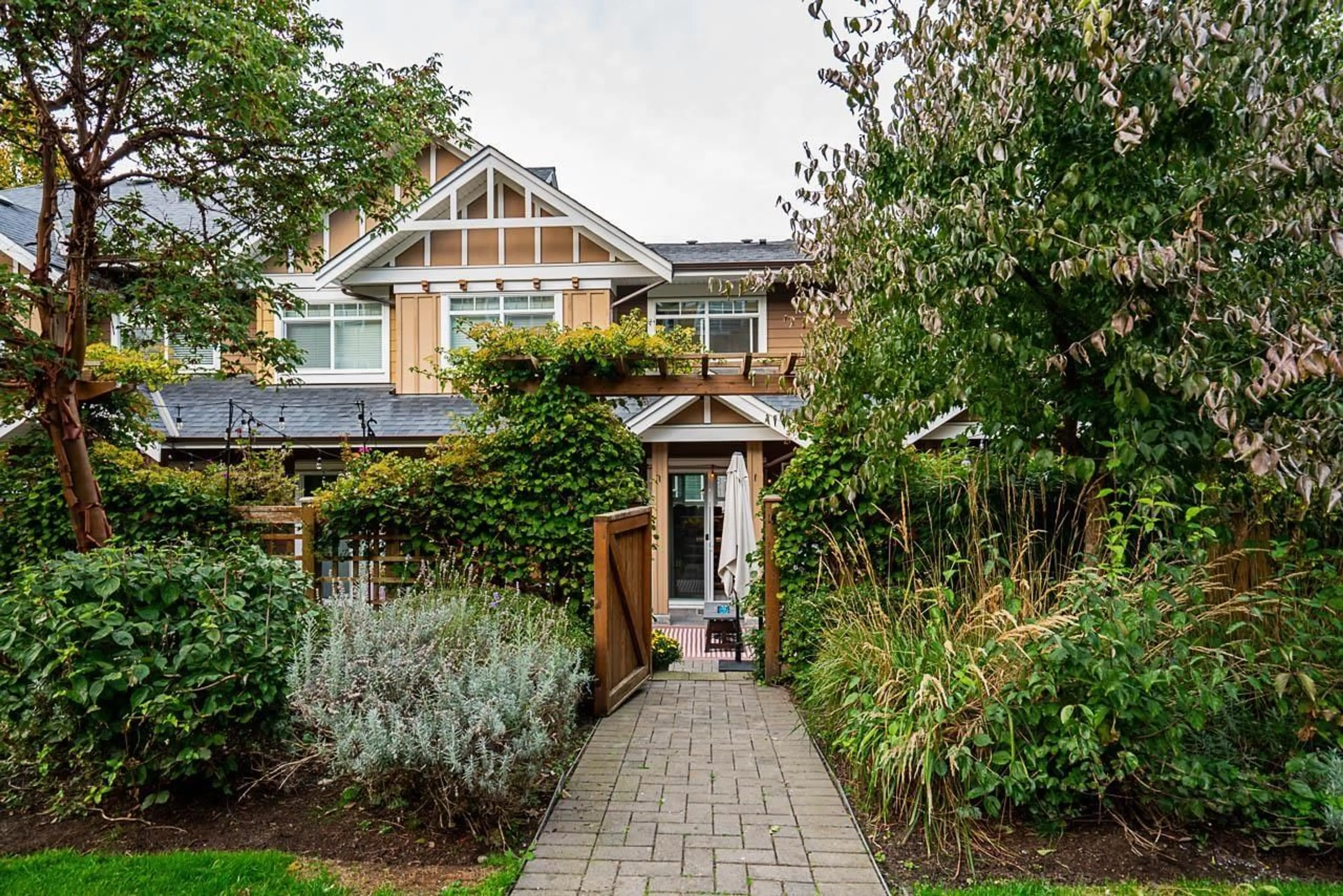Home with brick exterior material, street for 83 - 2979 156, Surrey British Columbia V3Z8V8