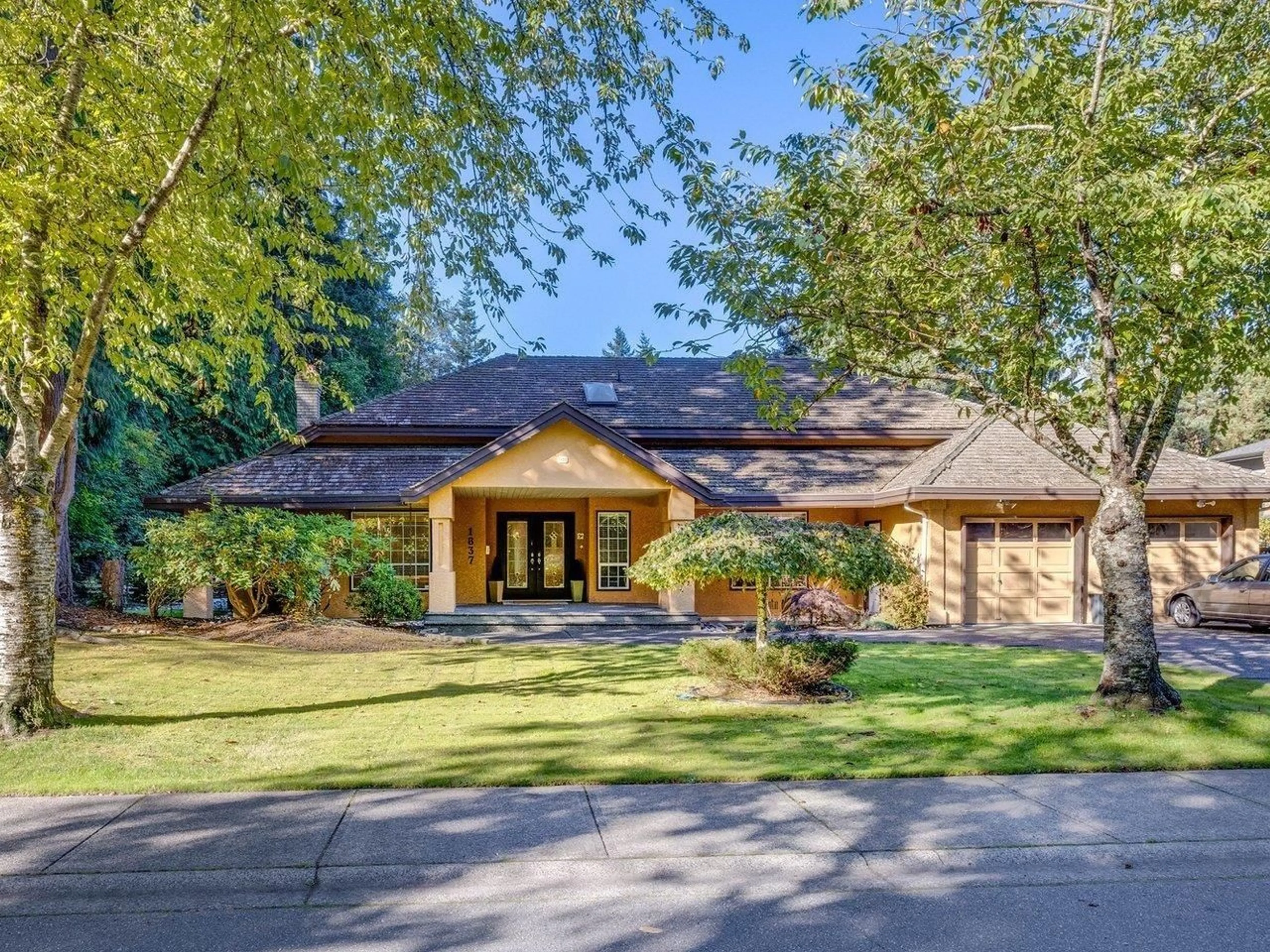 Home with brick exterior material, unknown for 1837 134A, Surrey British Columbia V4A9E2