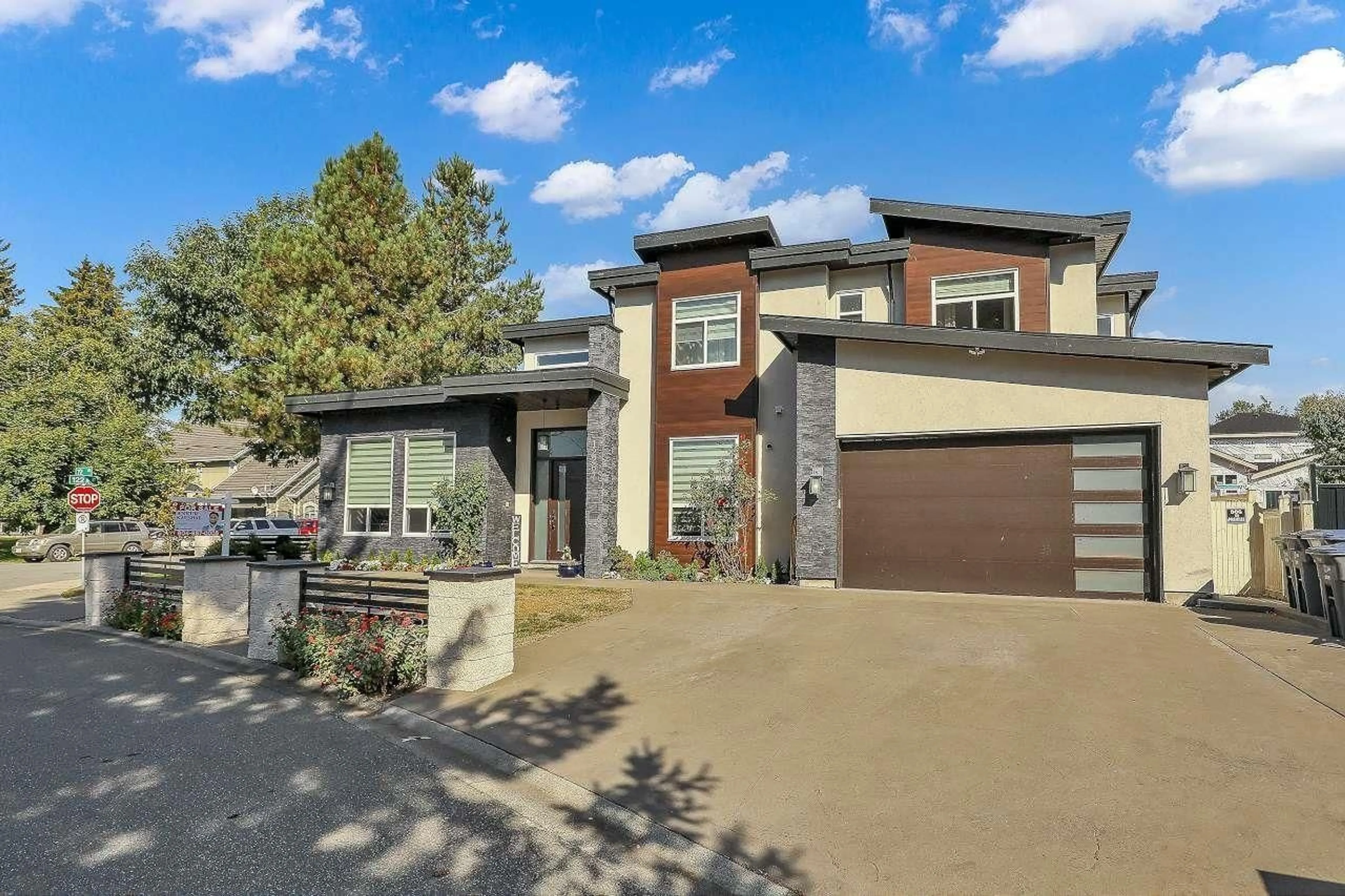 Home with brick exterior material, street for 12267 72, Surrey British Columbia V3W2M4