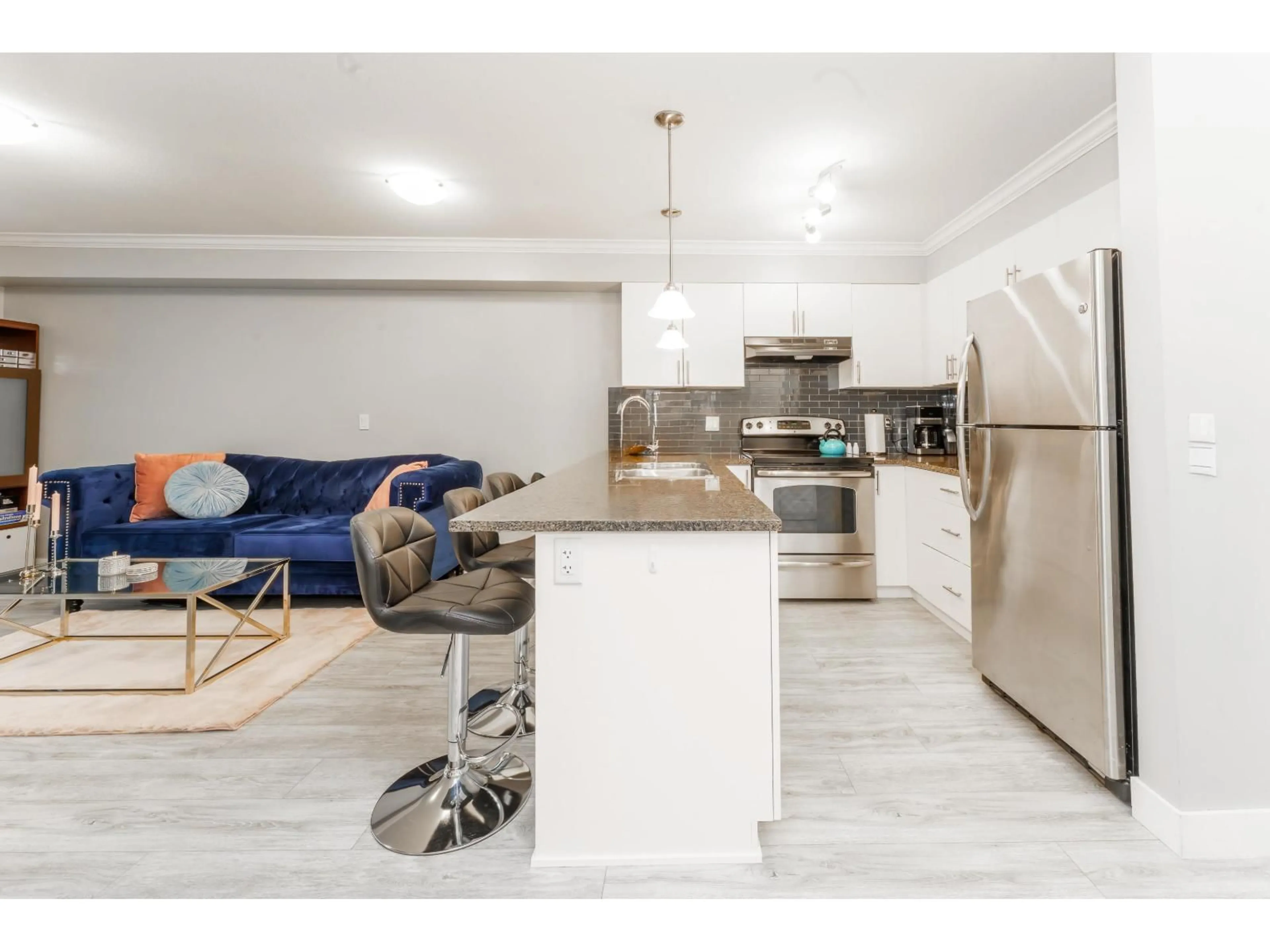 Open concept kitchen, unknown for 217 - 17769 57, Surrey British Columbia V3S1H1