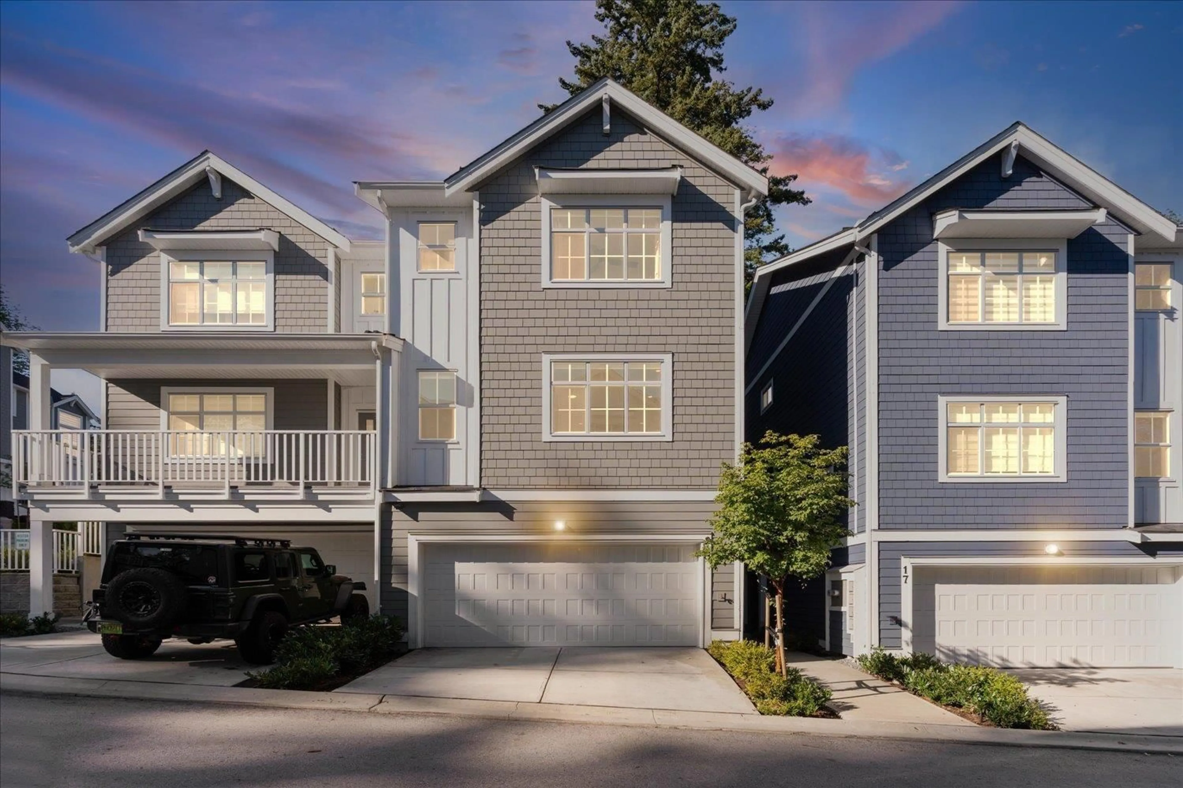 Home with vinyl exterior material, street for 18 - 9762 182A, Surrey British Columbia V4N6W5