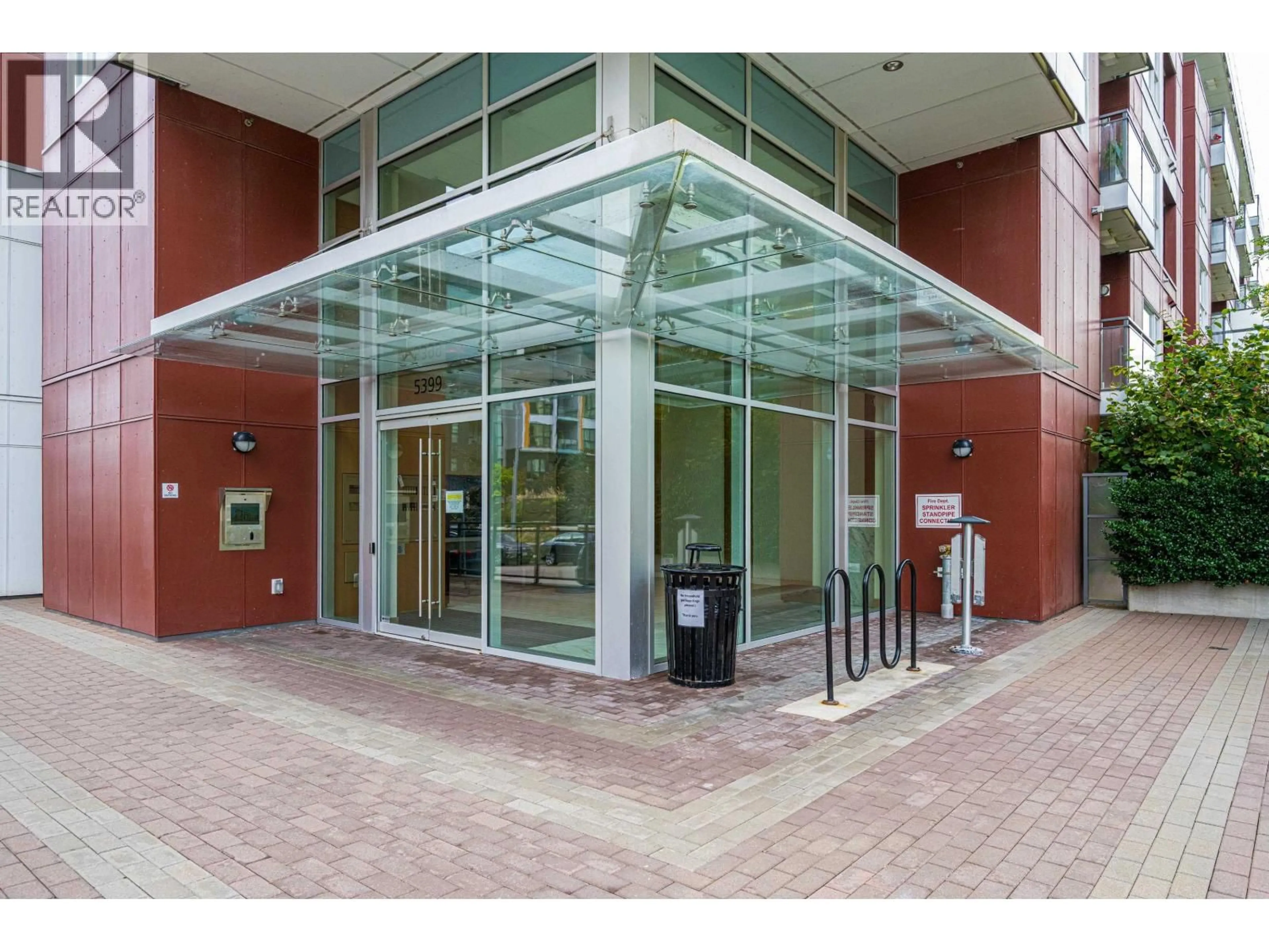 Indoor foyer for 310 - 5399 CEDARBRIDGE WAY, Richmond British Columbia V6X0L6
