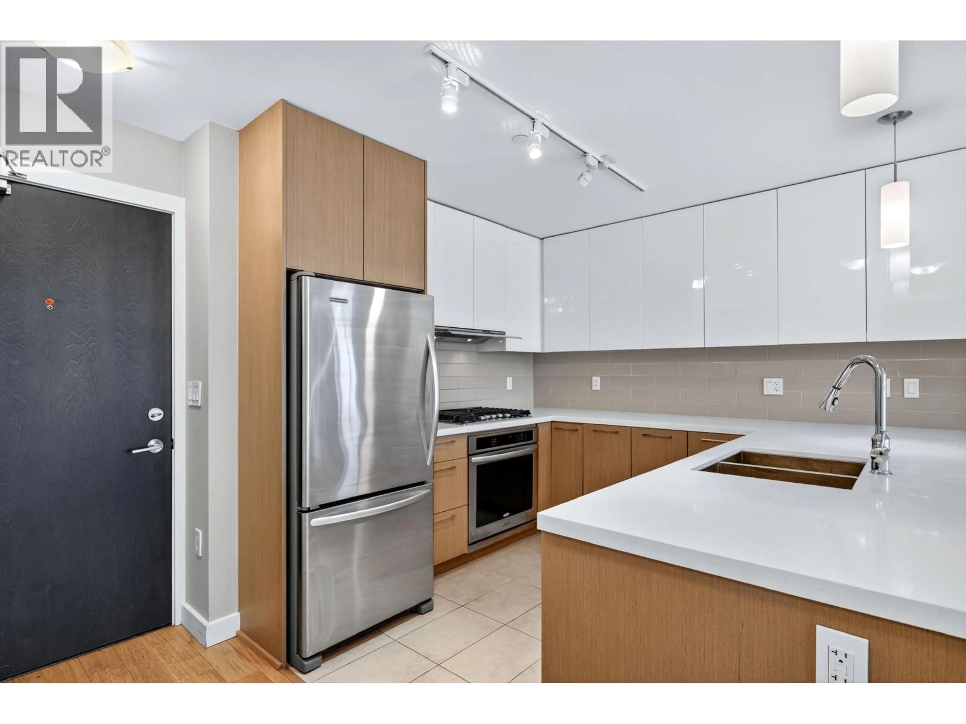 Standard kitchen, unknown for 310 - 5399 CEDARBRIDGE WAY, Richmond British Columbia V6X0L6