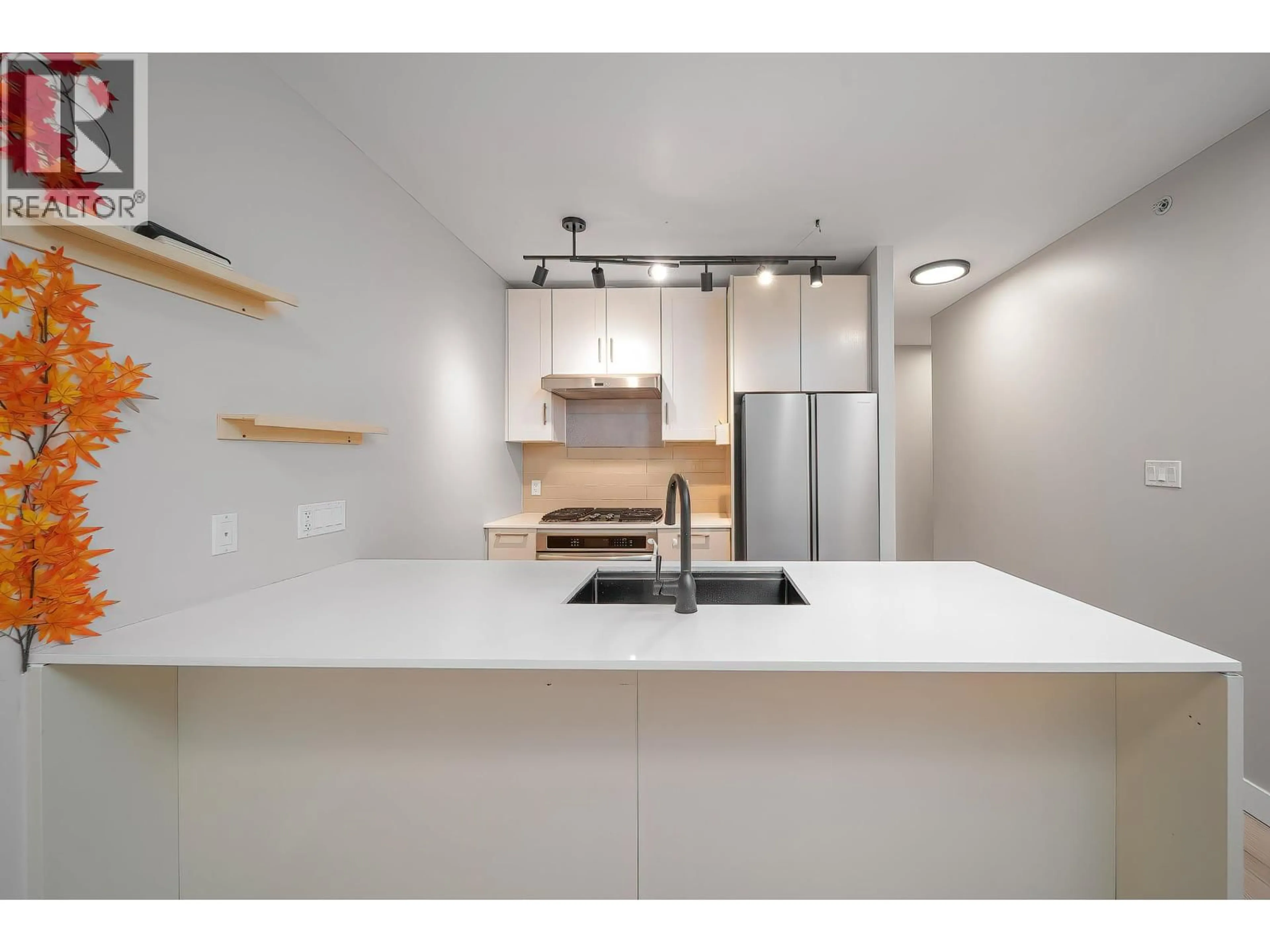 Unknown for 902 - 6971 ELMBRIDGE WAY, Richmond British Columbia V7C0A5