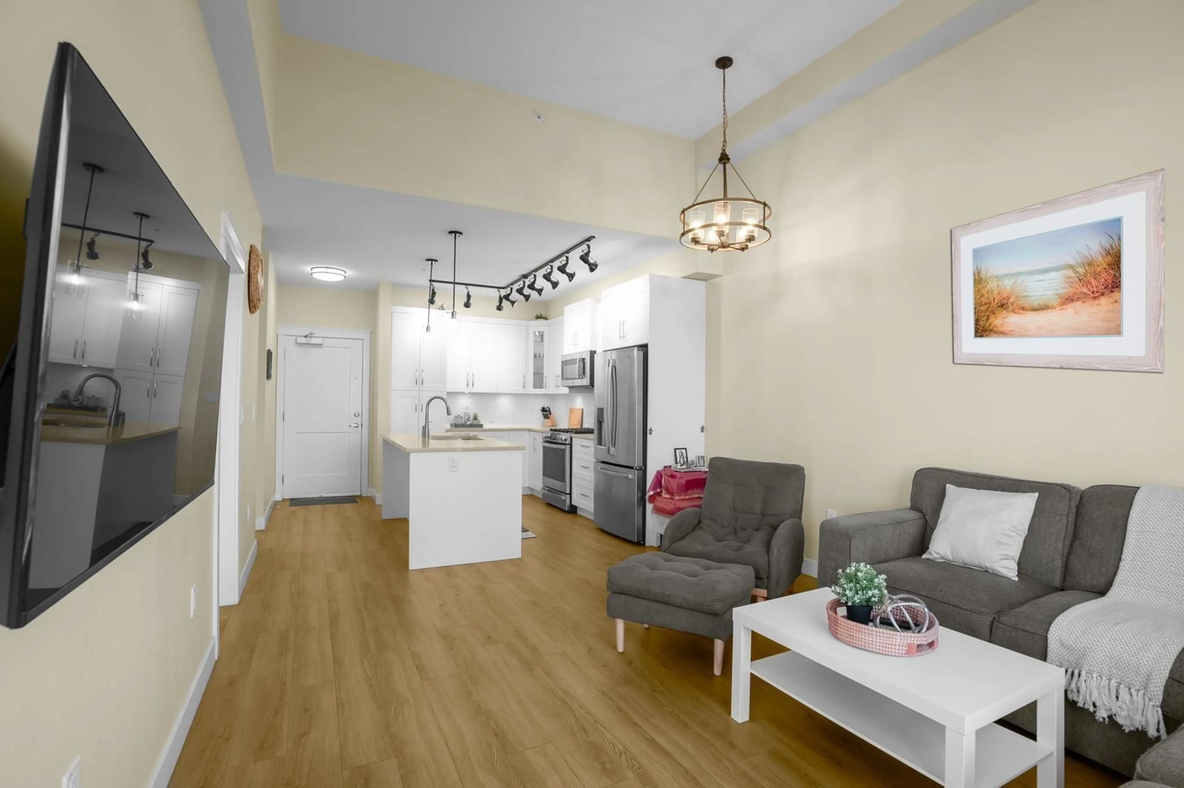 Unknown for 612 - 11077 RAVINE ROAD, Surrey British Columbia V3T0R7