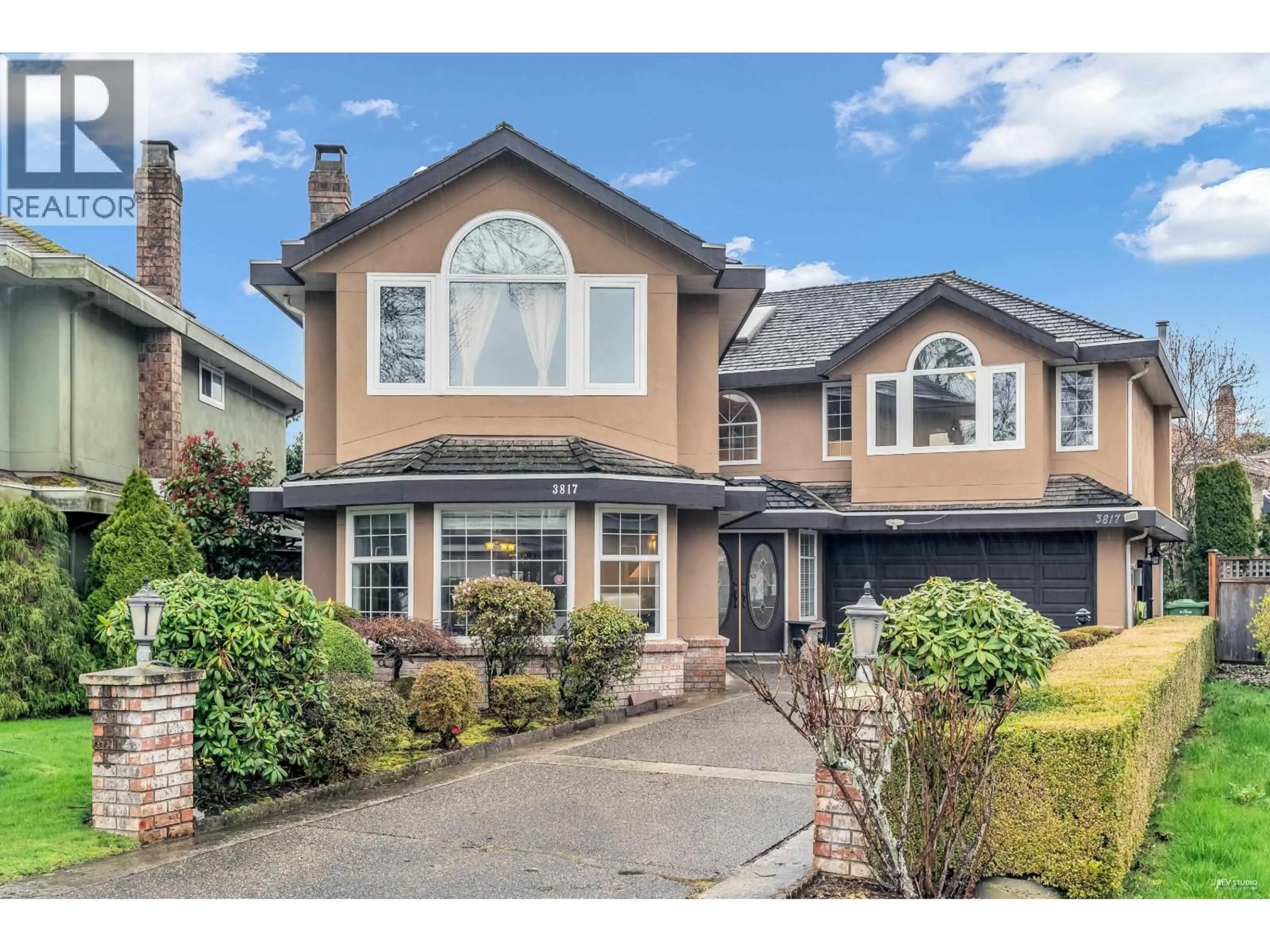 Home with vinyl exterior material, street for 3817 MCKAY PLACE, Richmond British Columbia V6X3R6