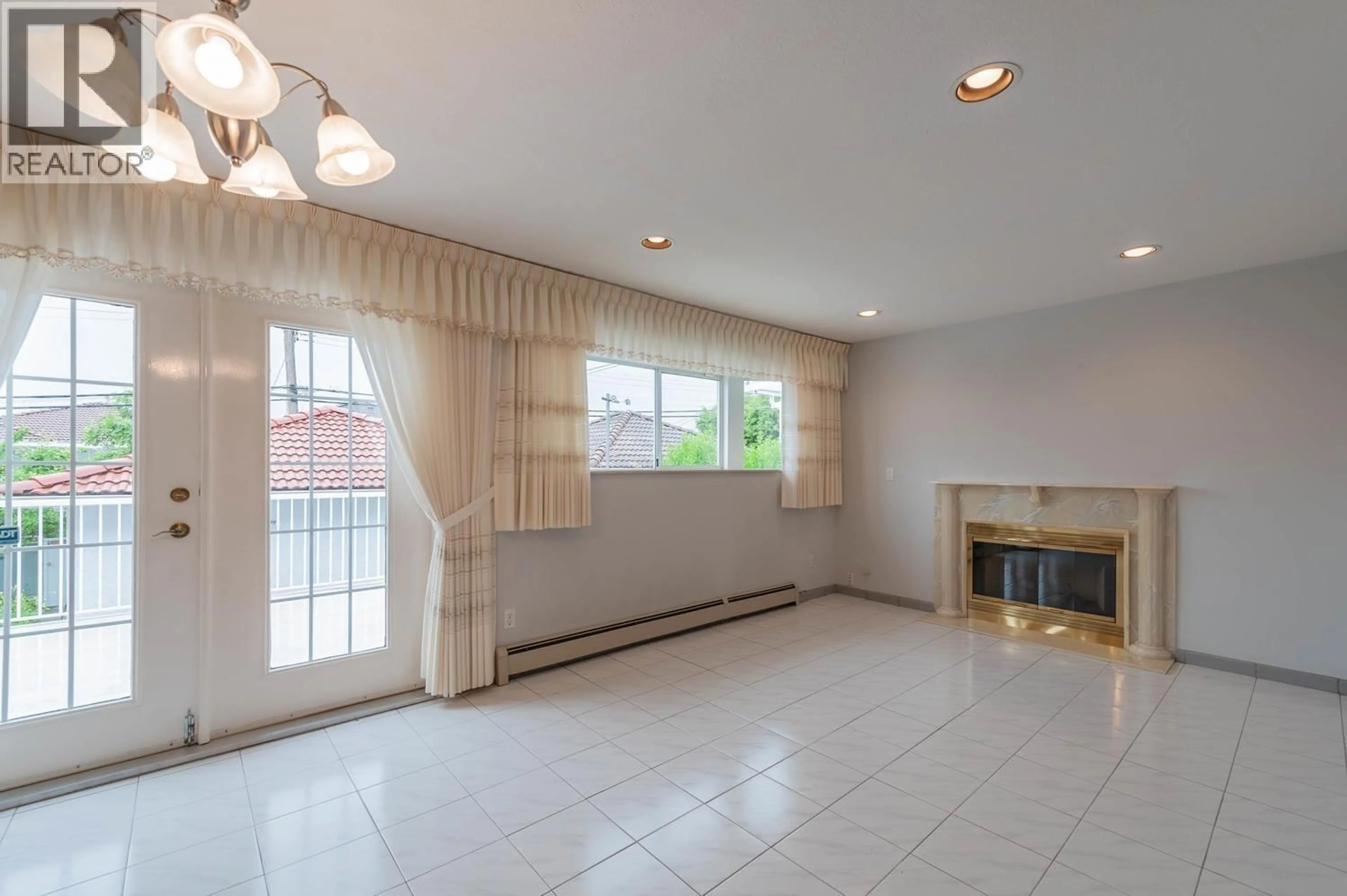 Unknown for 3549 ANZIO DRIVE, Vancouver British Columbia V5M4E2