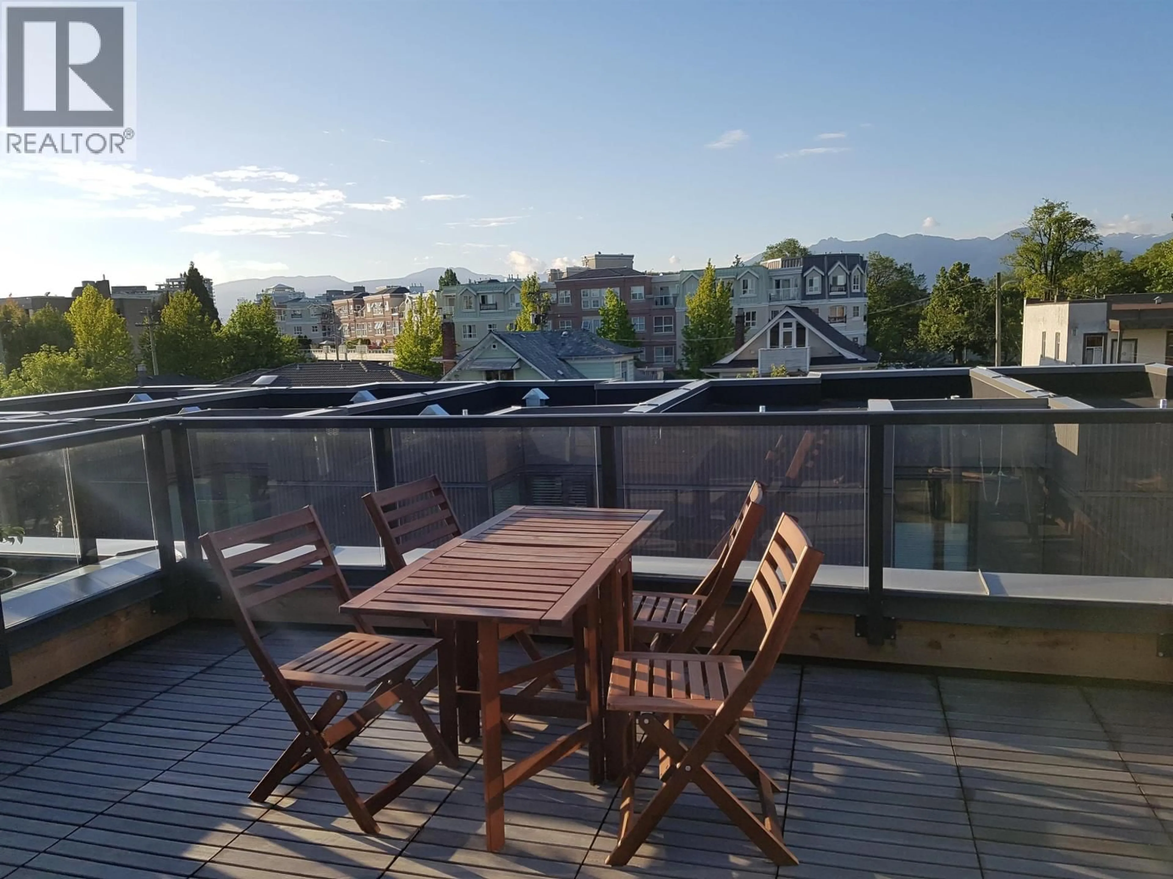 Balcony in the apartment, city buildings view from balcony for 8 - 531 16TH AVENUE, Vancouver British Columbia V5T2V1