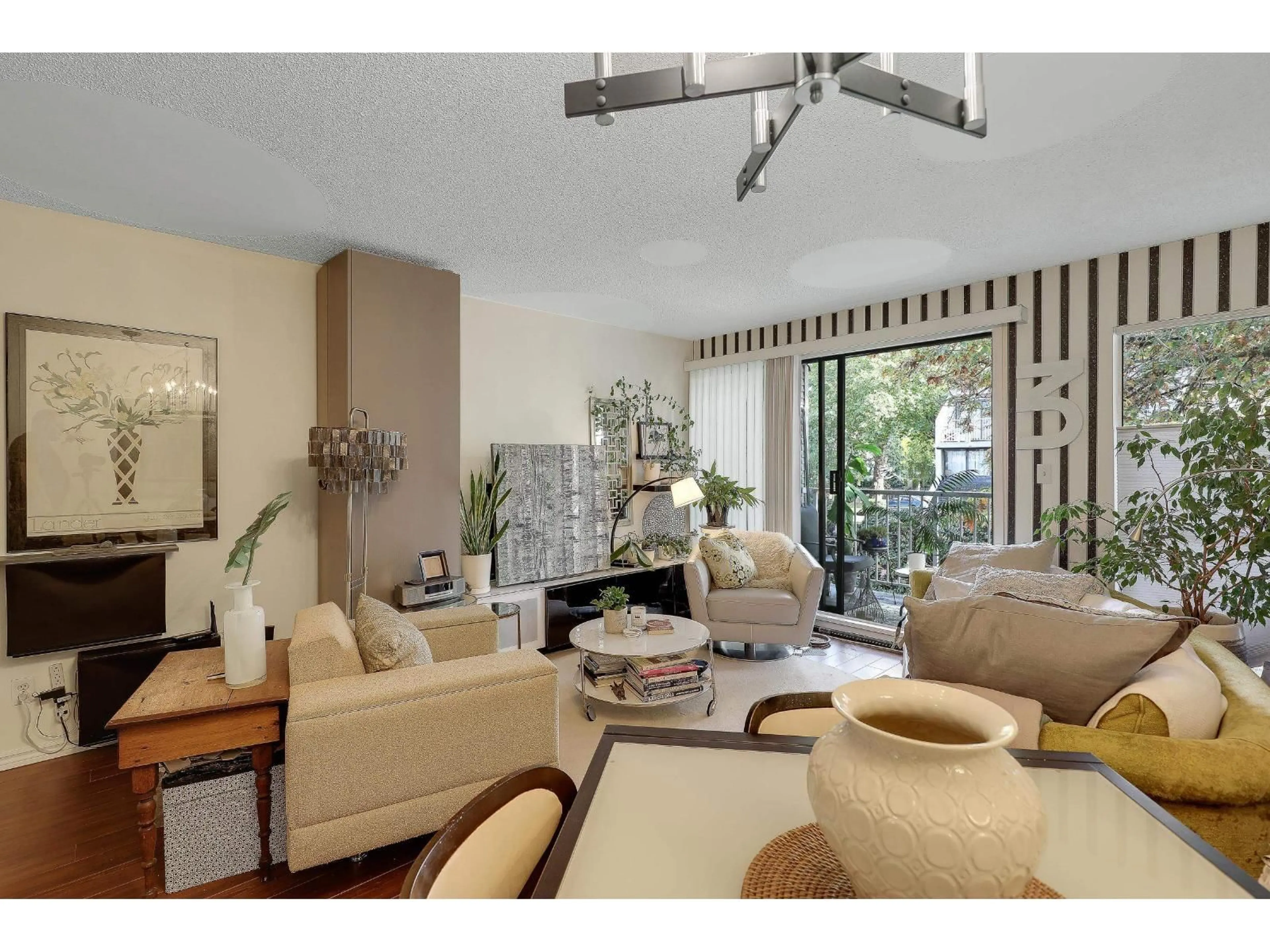 Living room with furniture, unknown for 9 - 17700 60, Surrey British Columbia V3S1V2