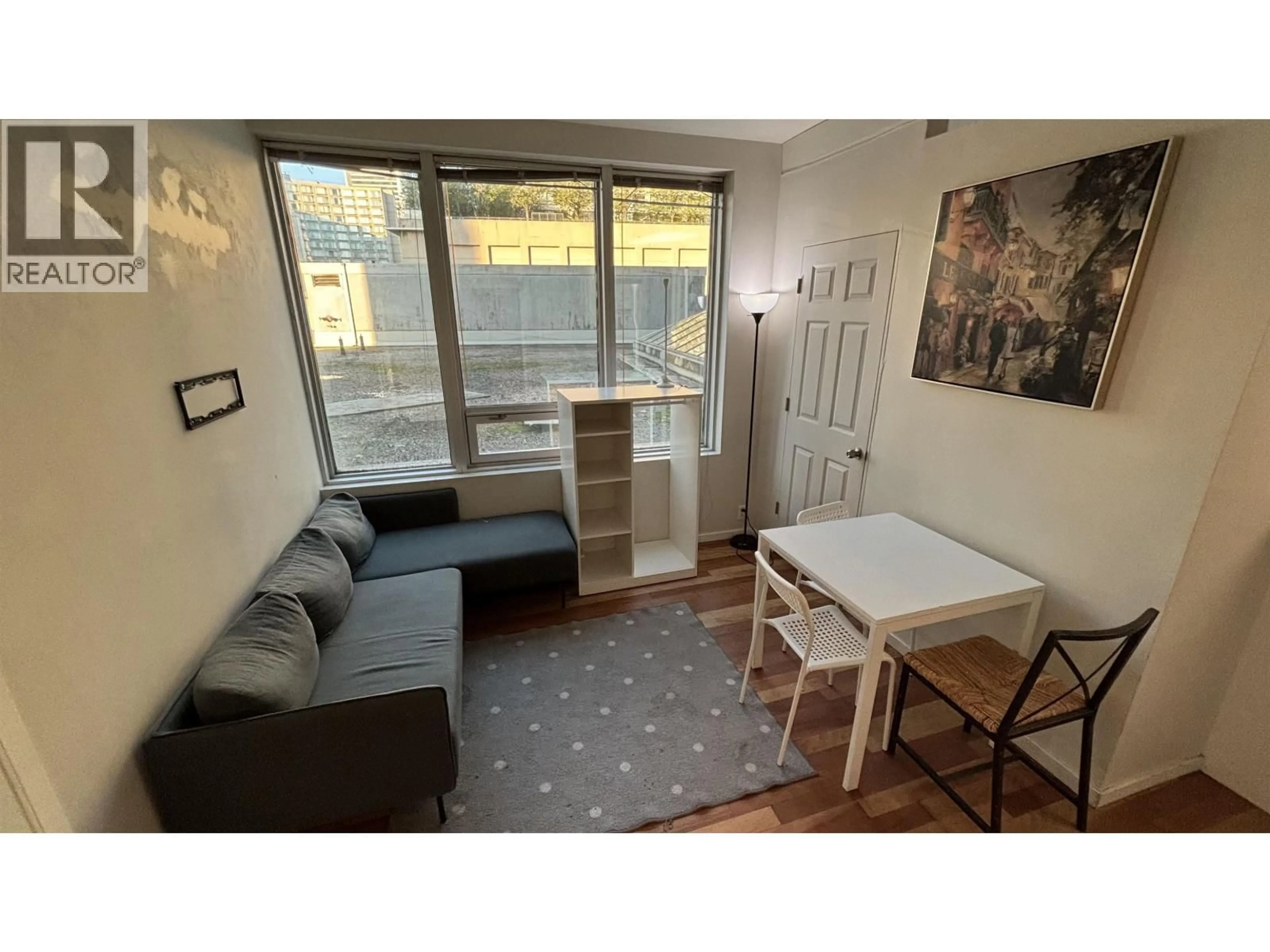 A pic of a room for 310 - 989 NELSON STREET, Vancouver British Columbia V6Z2S1