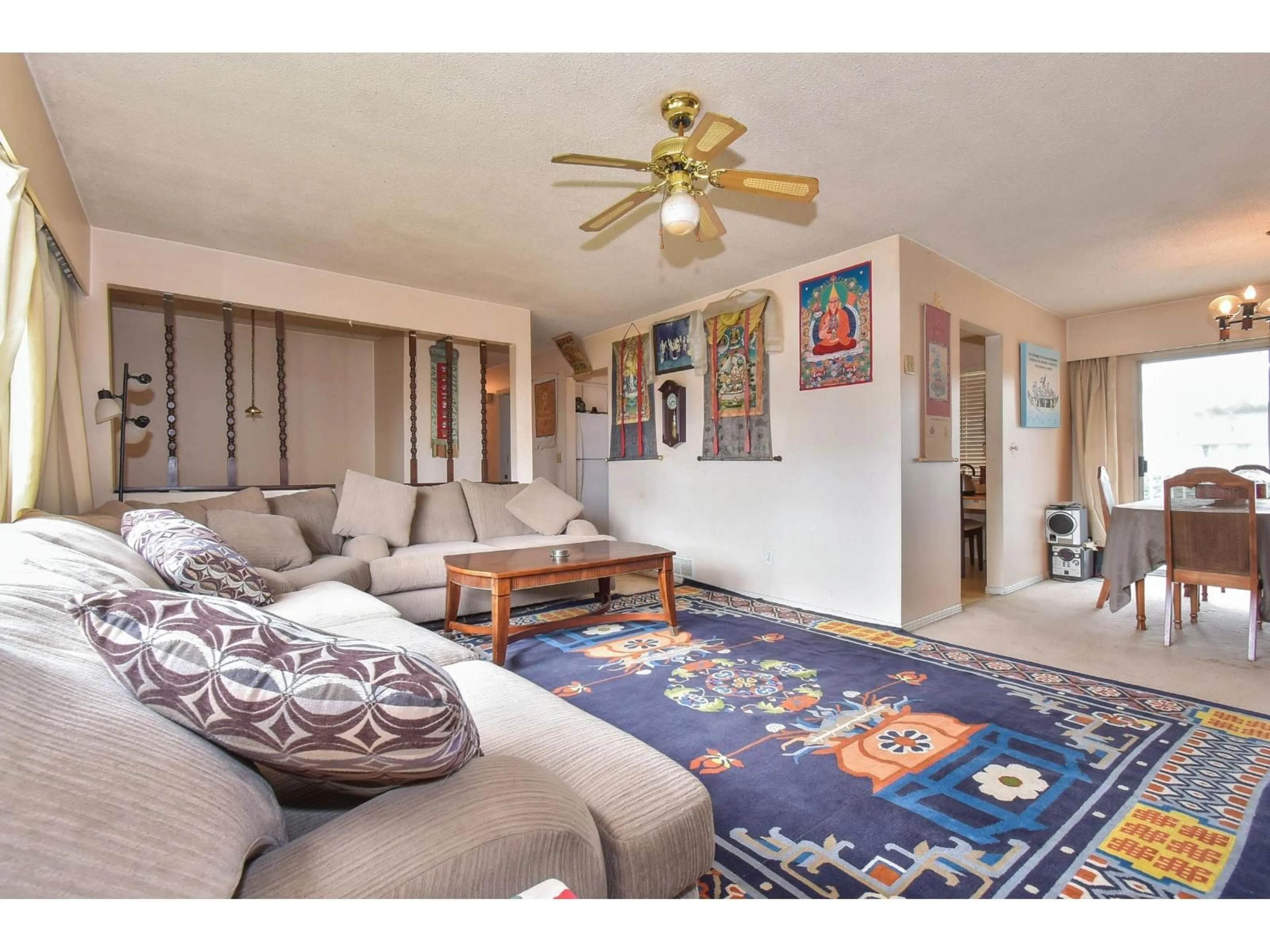 Living room with furniture, unknown for 17841 57A, Surrey British Columbia V3S1J3