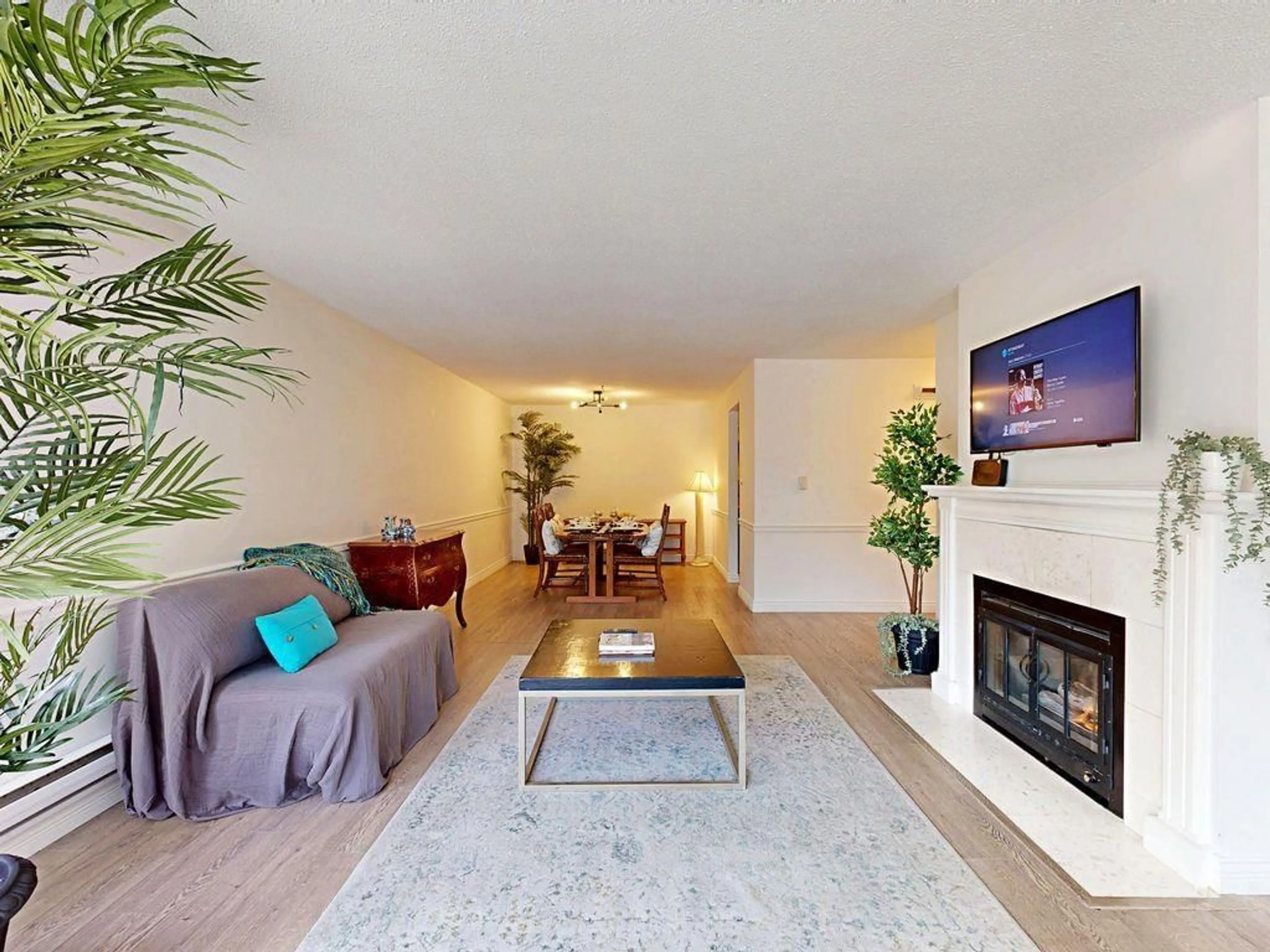 Living room with furniture, unknown for 106 - 1467 MARTIN, White Rock British Columbia V4B3W8