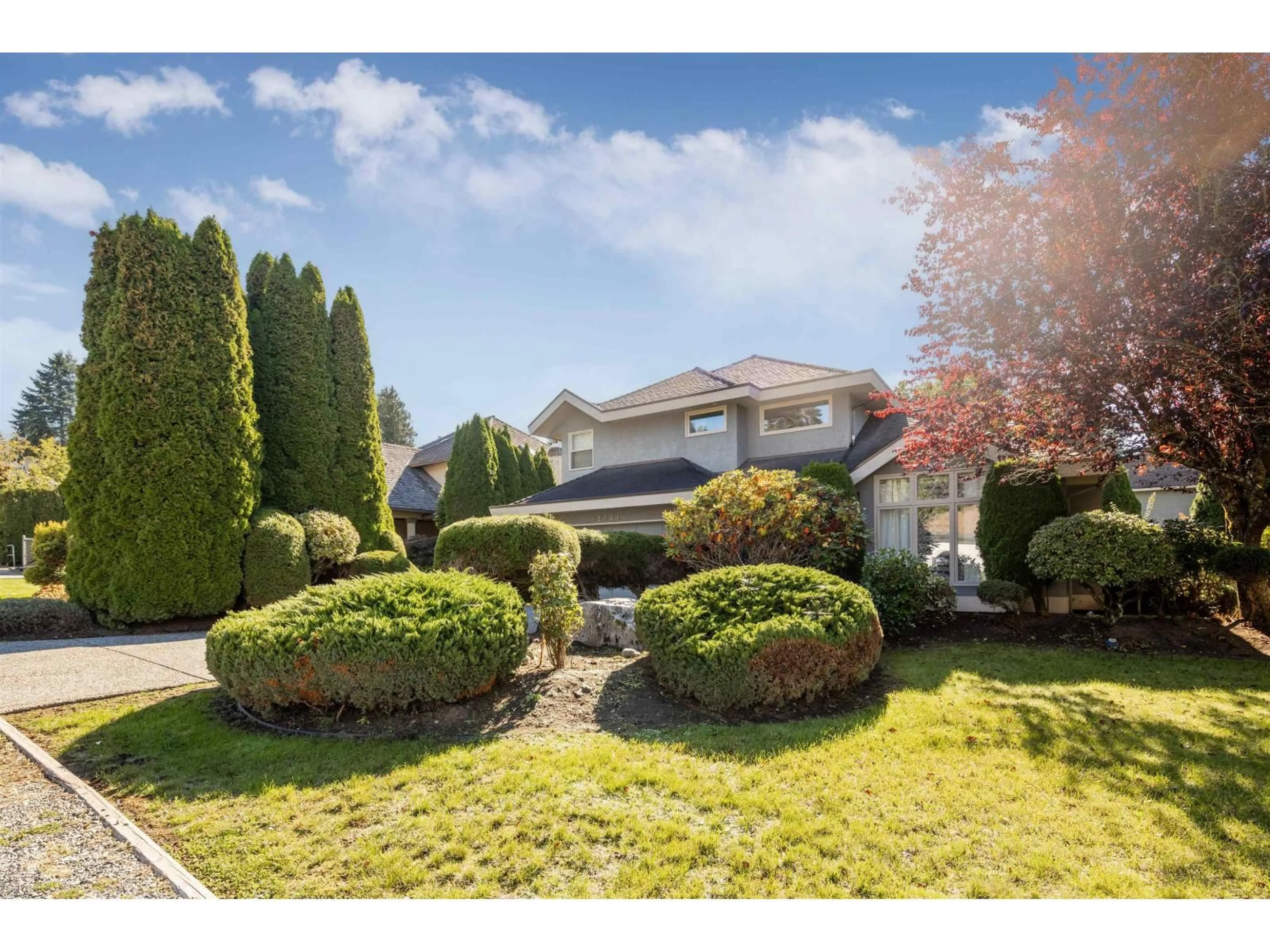 A pic from outside/outdoor area/front of a property/back of a property/a pic from drone, street for 12576 18, Surrey British Columbia V4A1V7